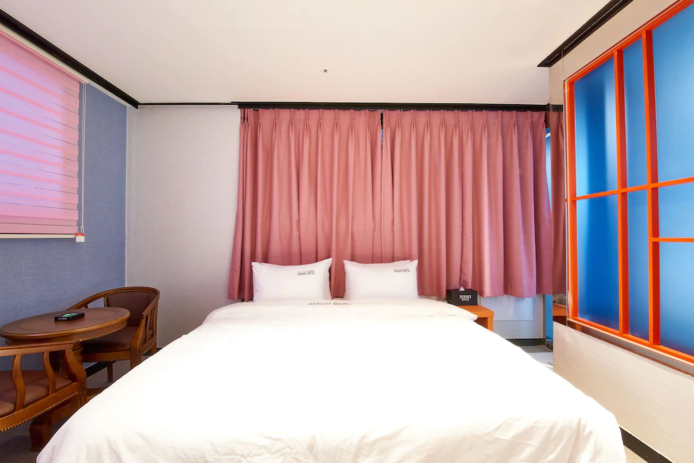Hermes Hotel