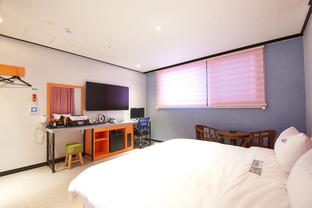 Hermes Hotel