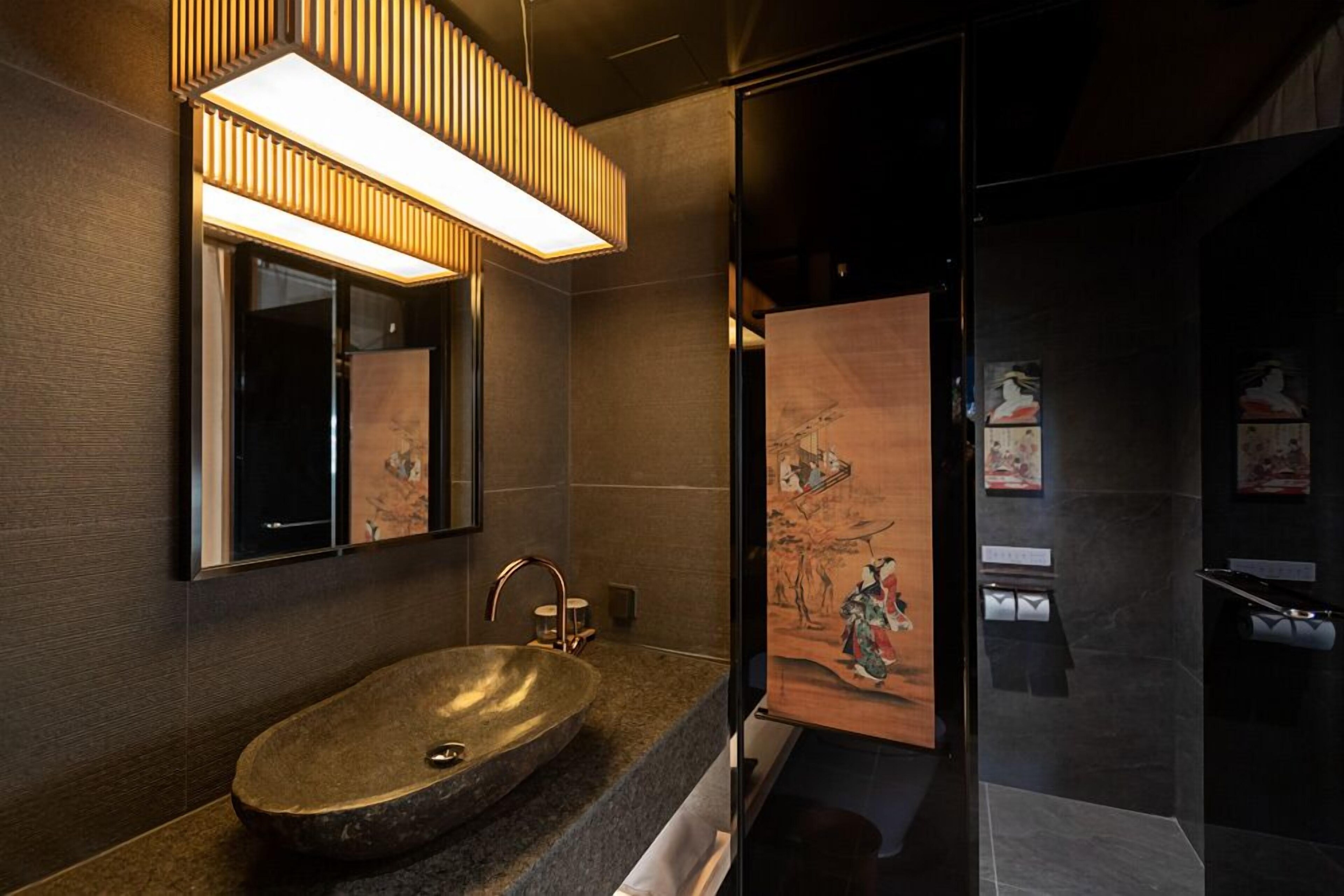 Hoshikage Ryokan Hotel