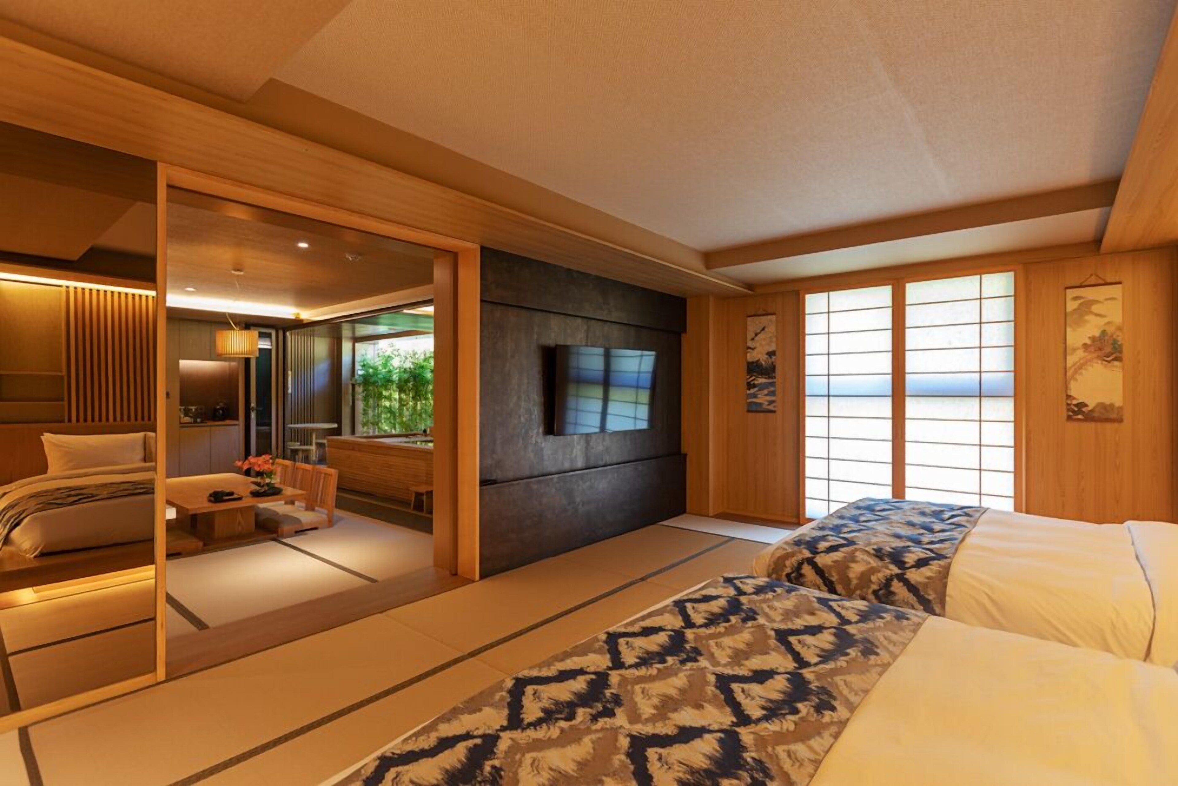 Hoshikage Ryokan Hotel