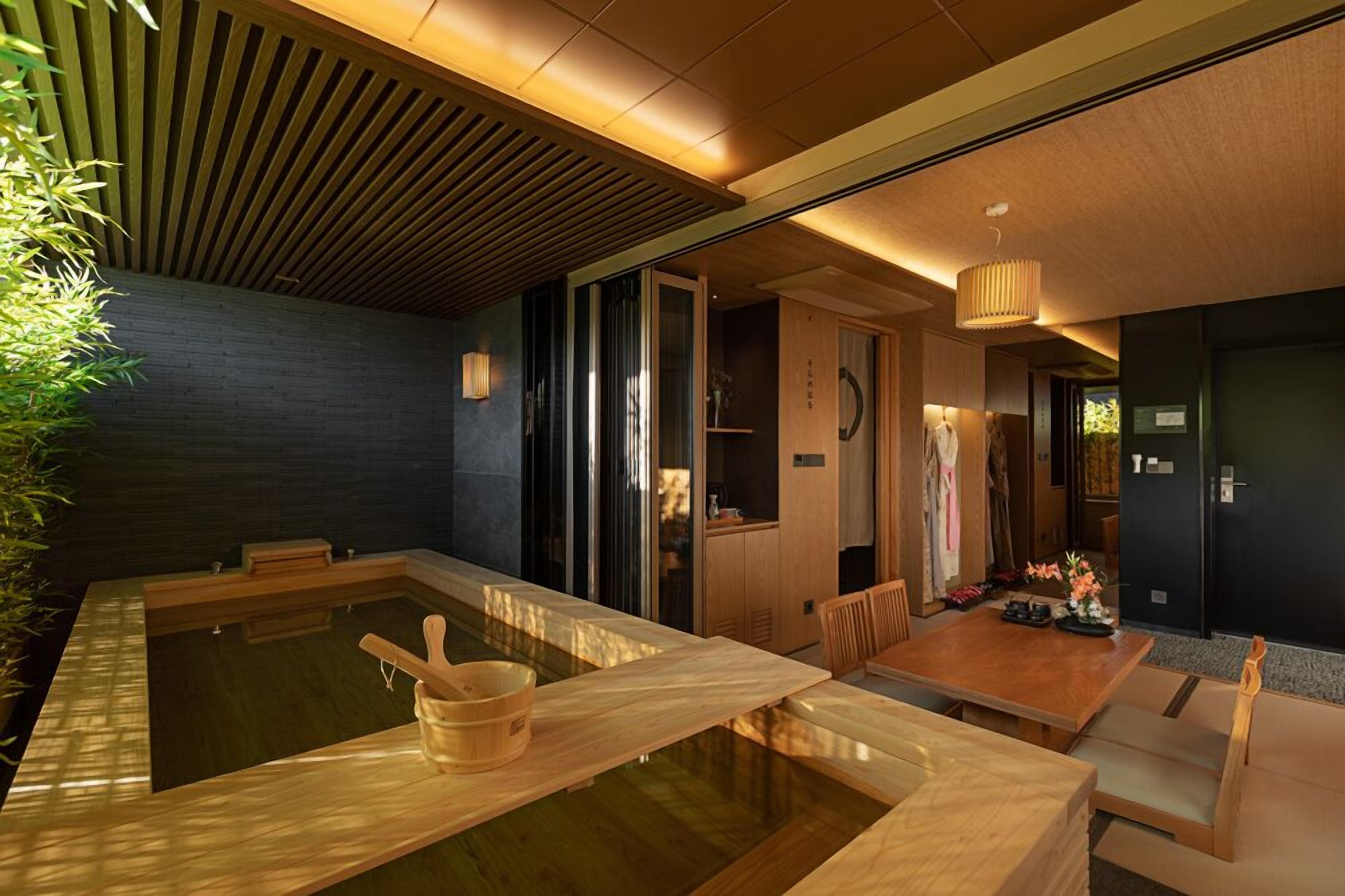 Hoshikage Ryokan Hotel