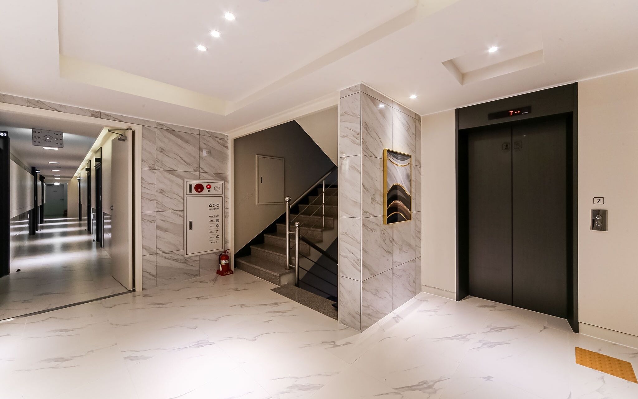 Hotel French Code