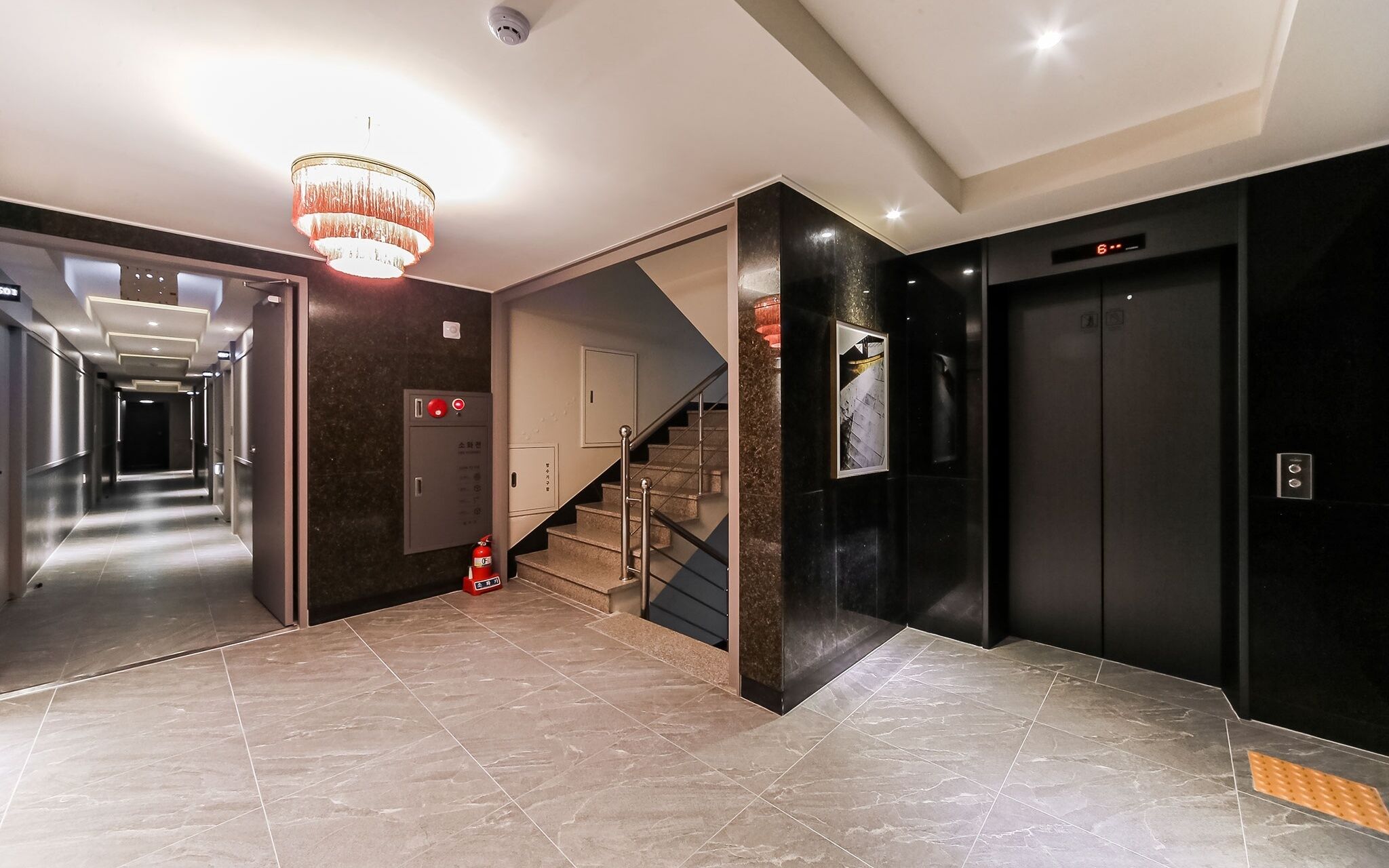 Hotel French Code