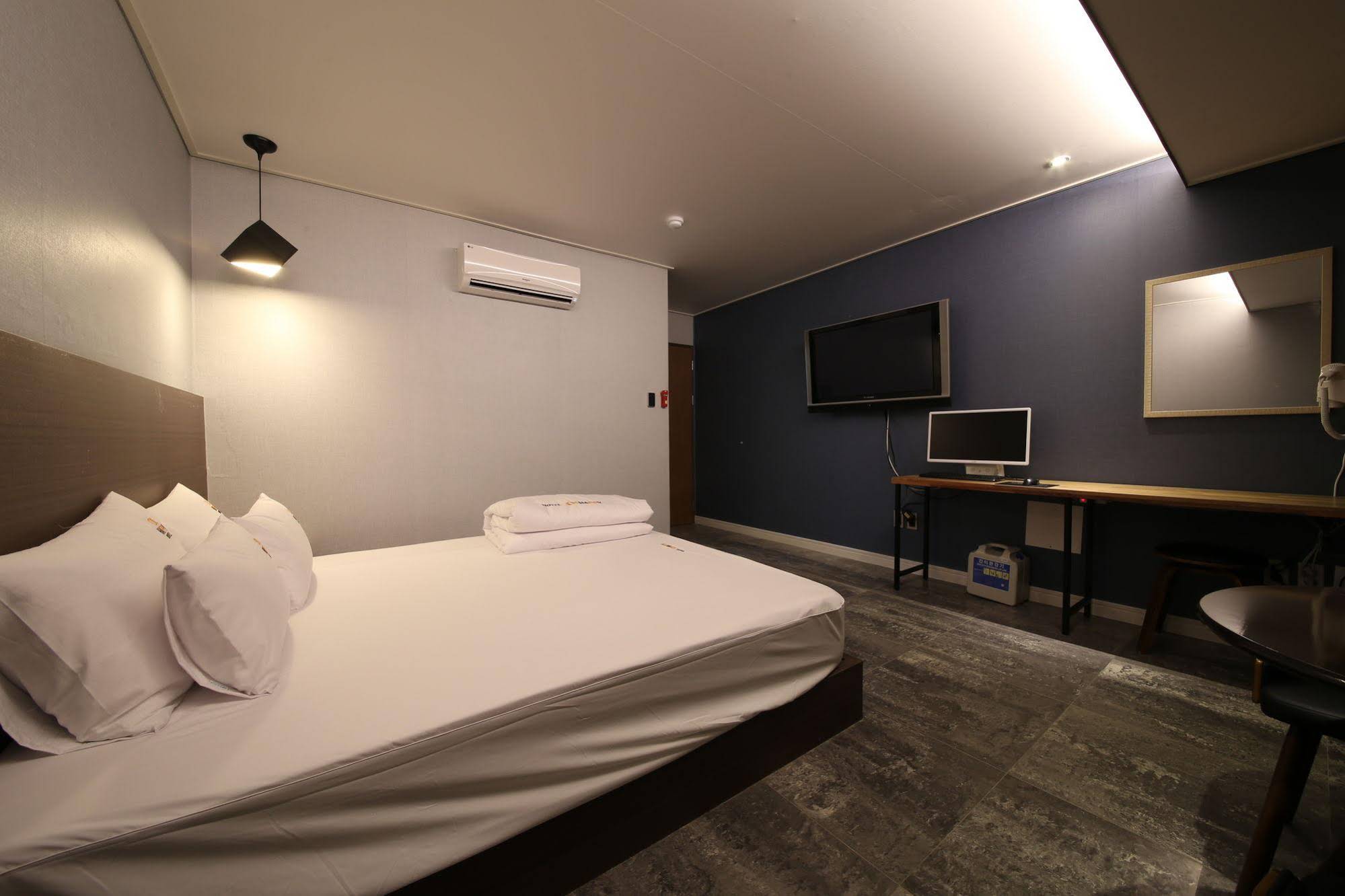 The Stone Bridge Hotel Sasang