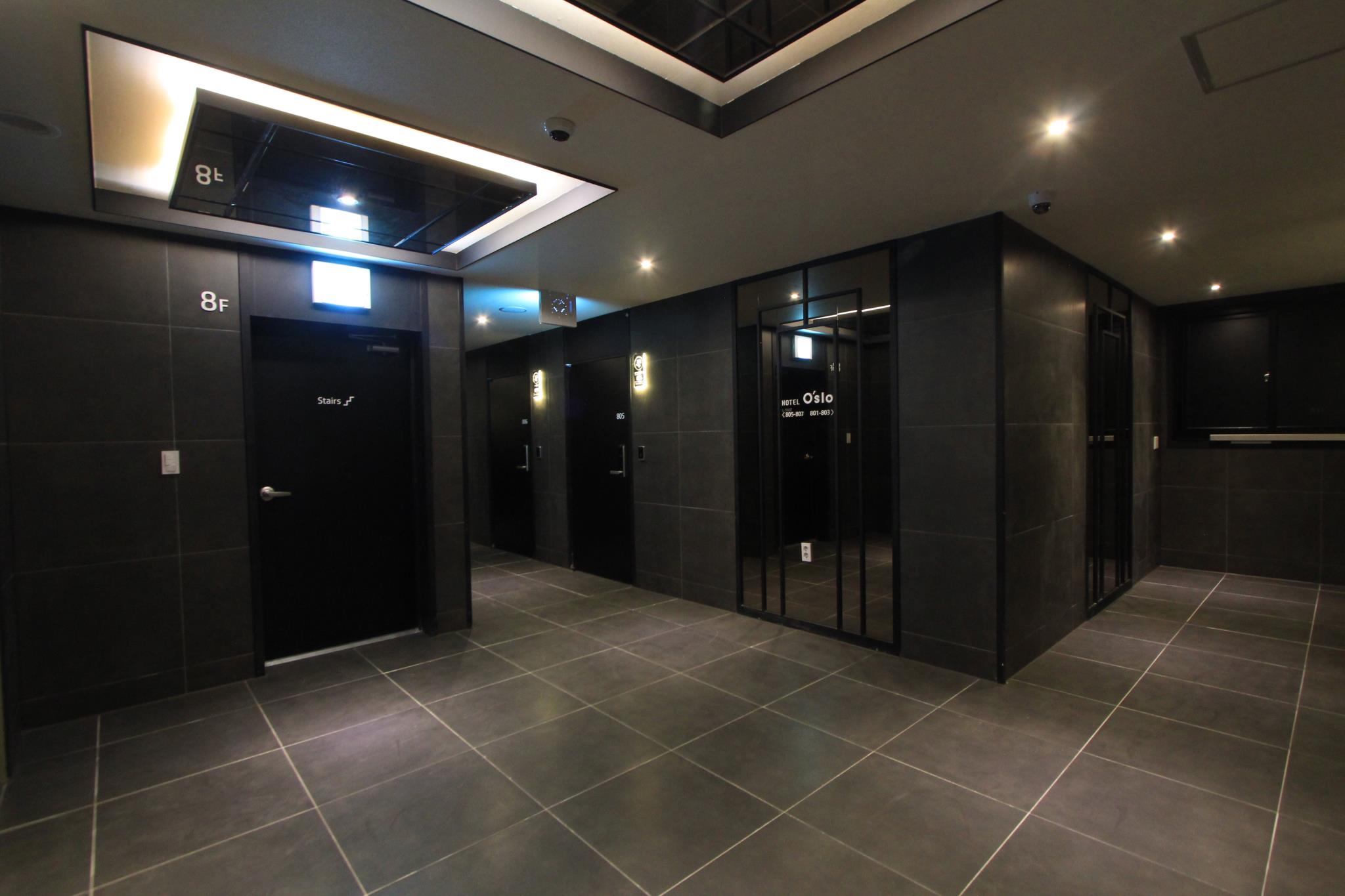 Brown Dot Hotel Beomil