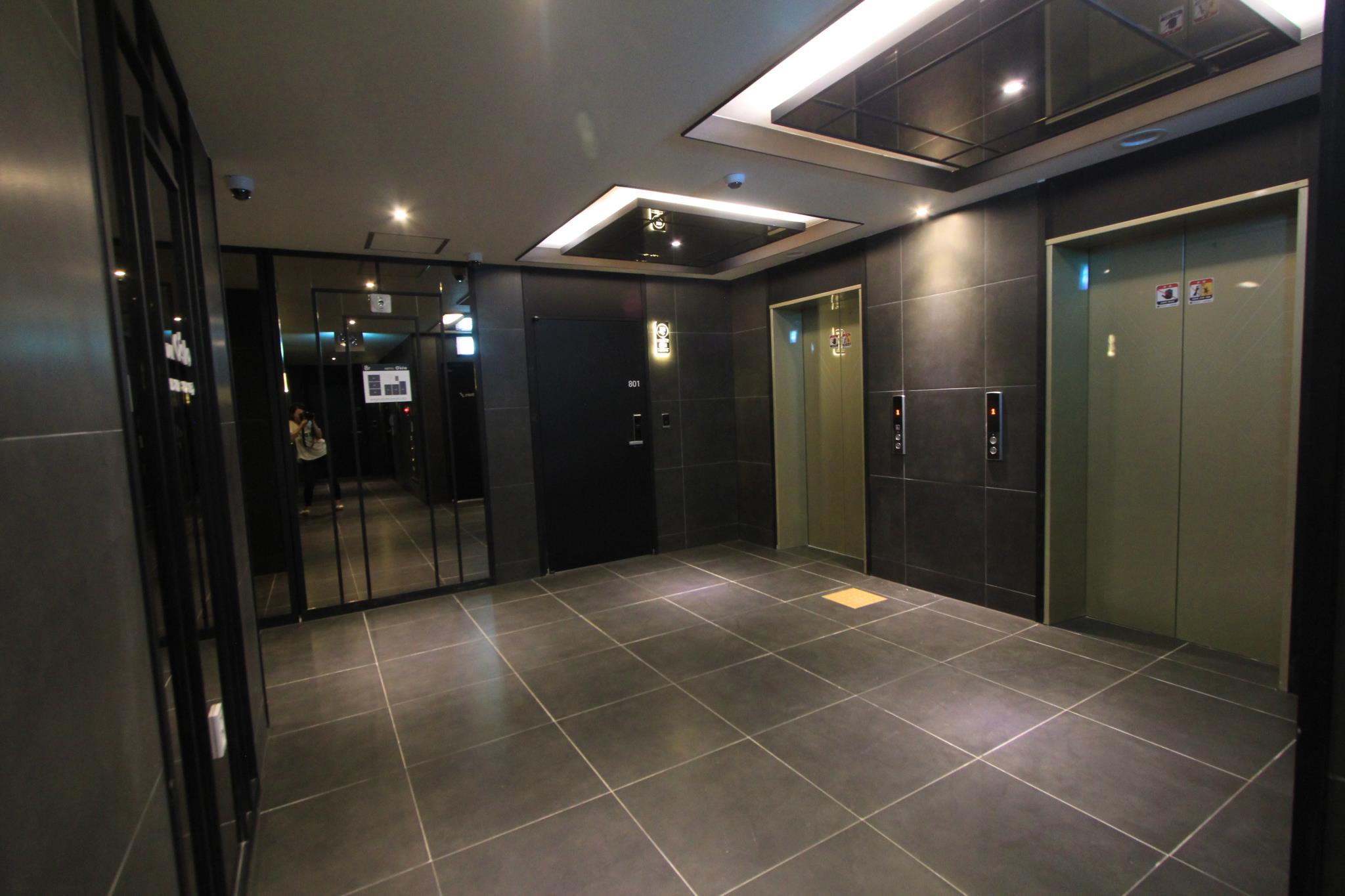 Brown Dot Hotel Beomil