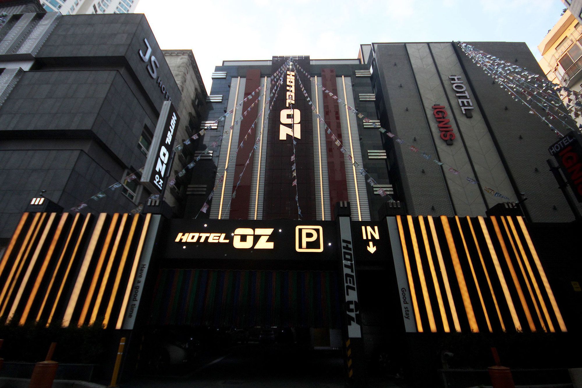 Hotel OZ Oncheonjang
