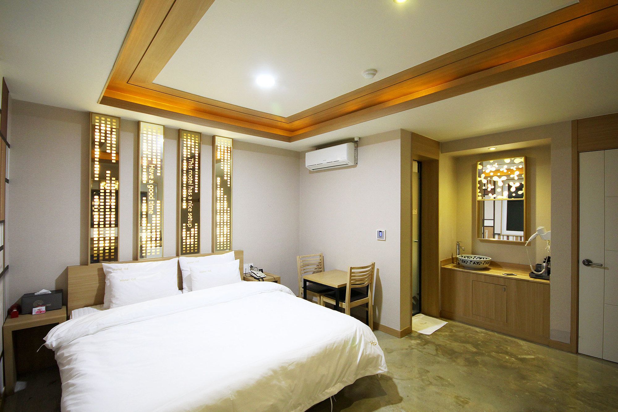Hotel OZ Oncheonjang