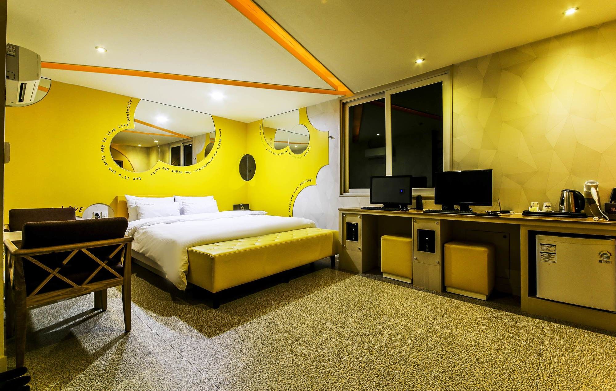 Hotel OZ Oncheonjang