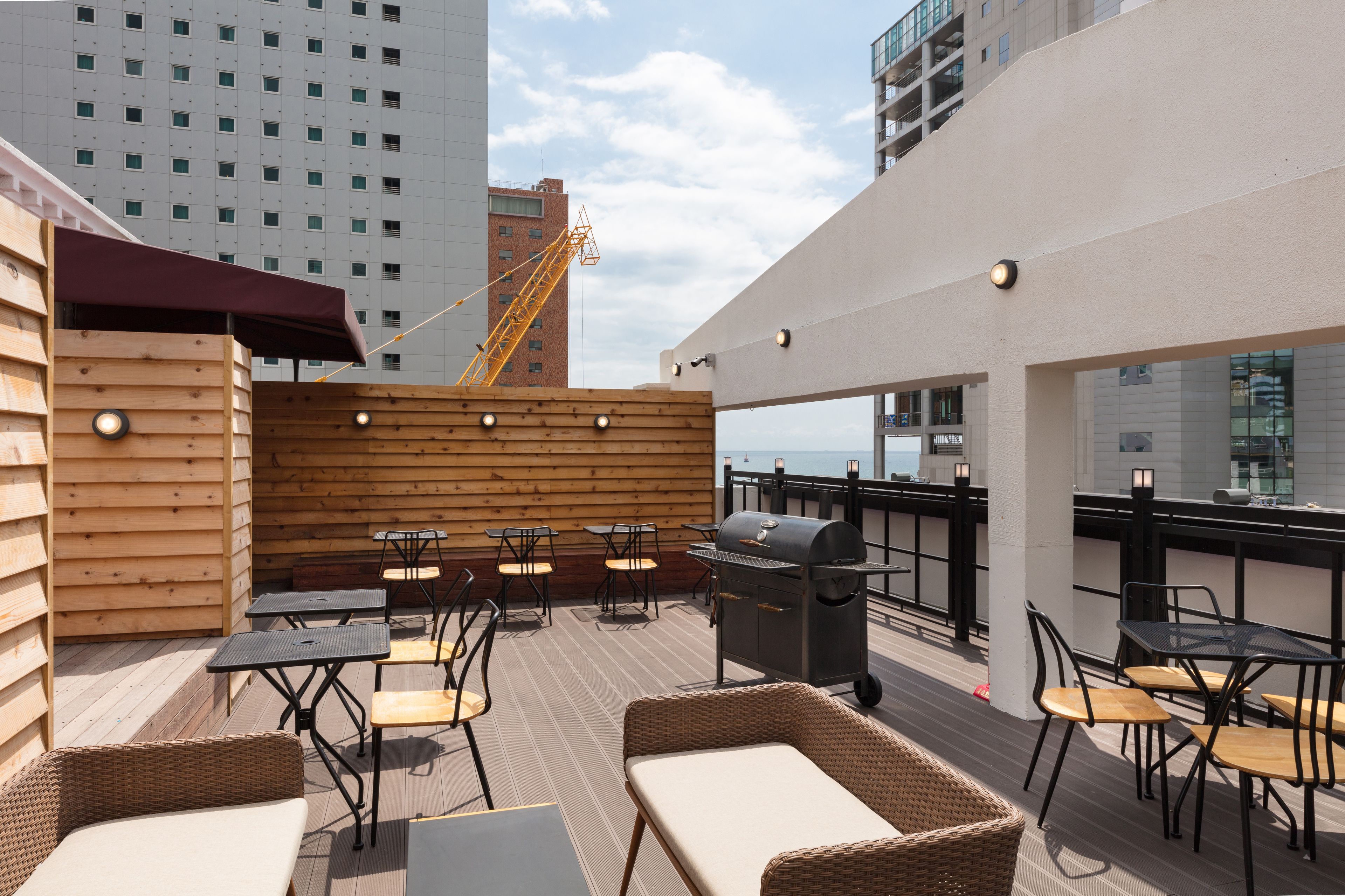 Ark Blue Hotel