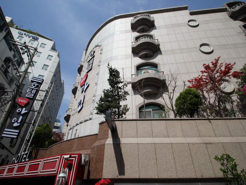 Hotel You I In