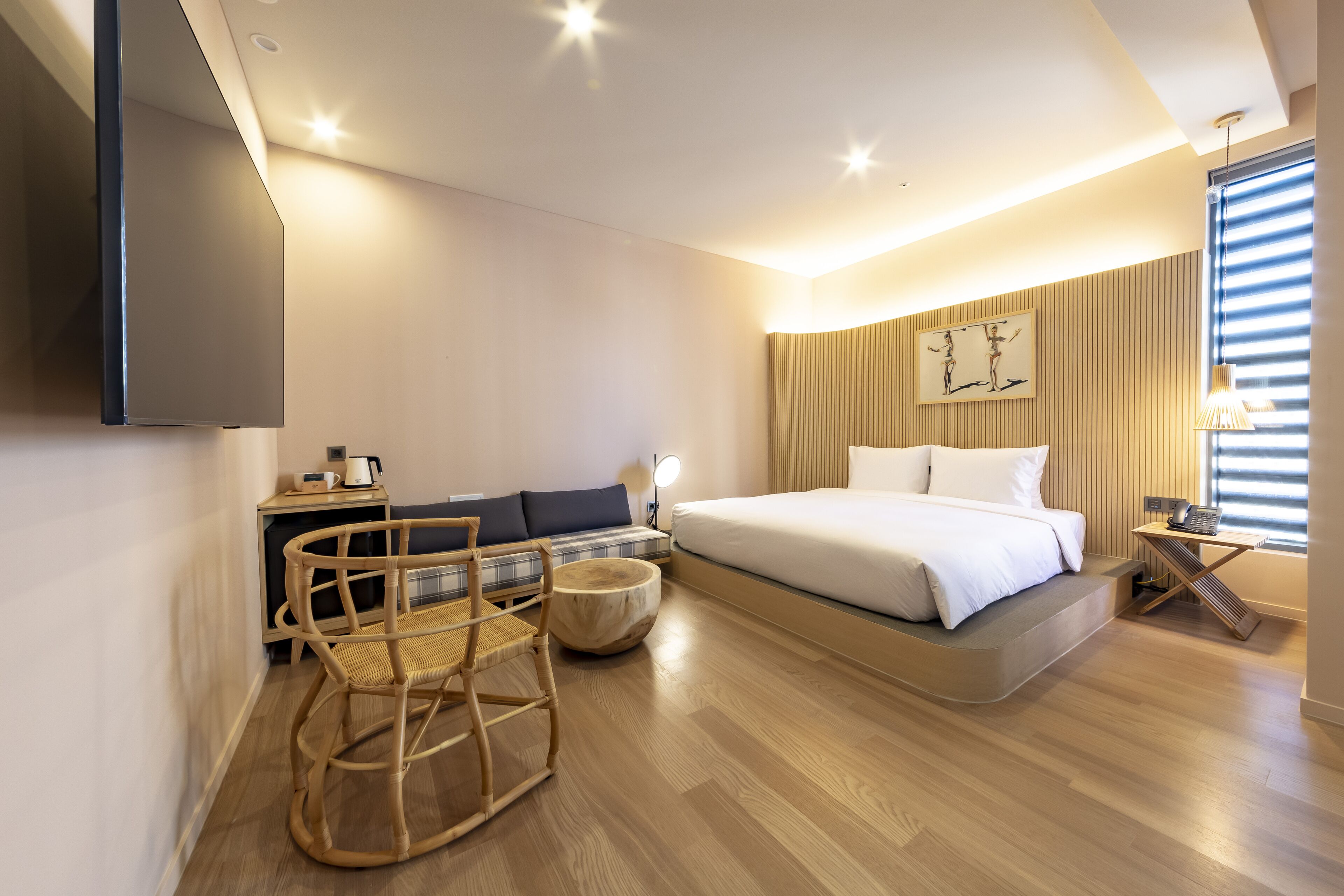 Hound Garden & Terrace Hotel