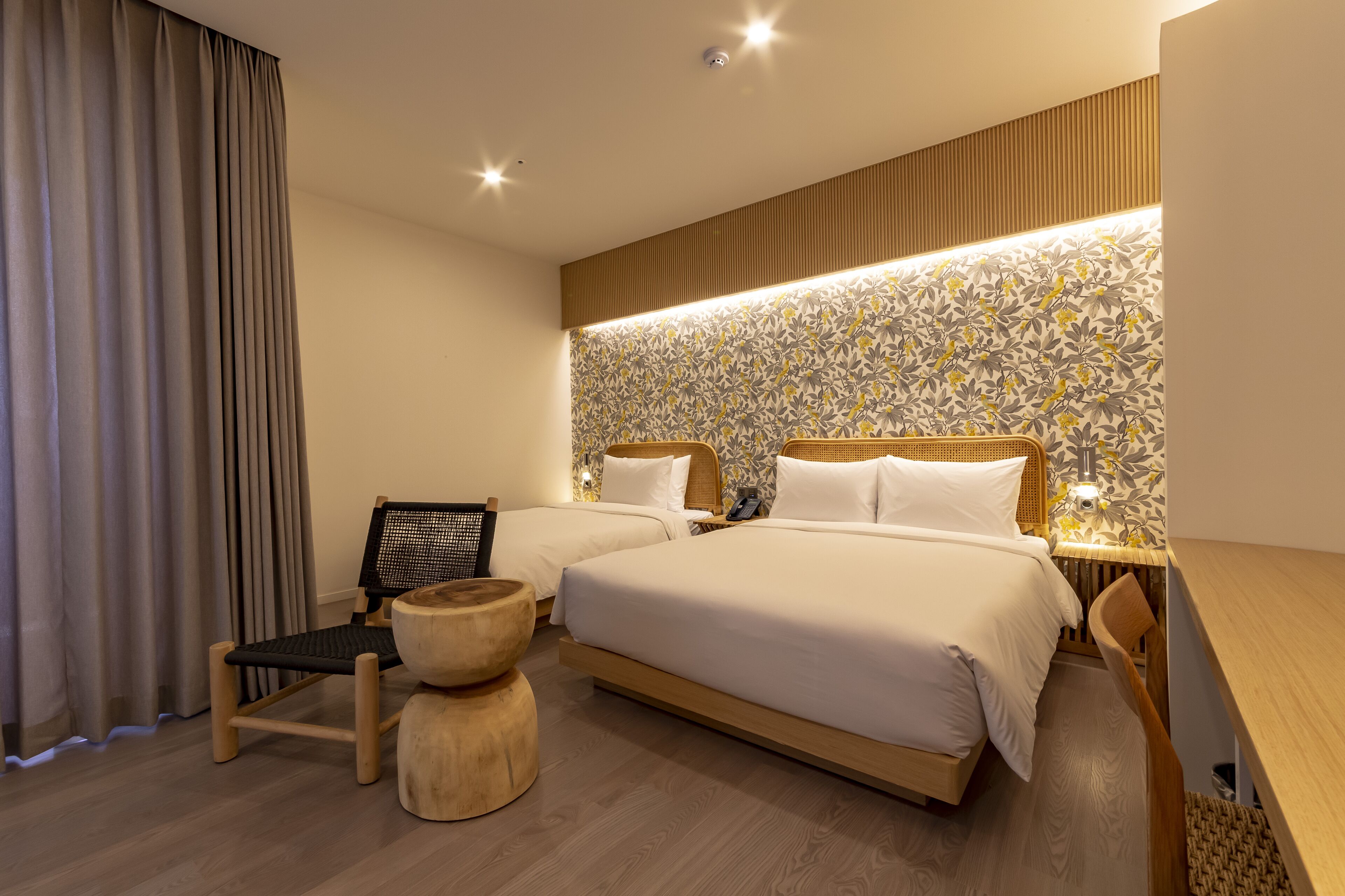 Hound Garden & Terrace Hotel