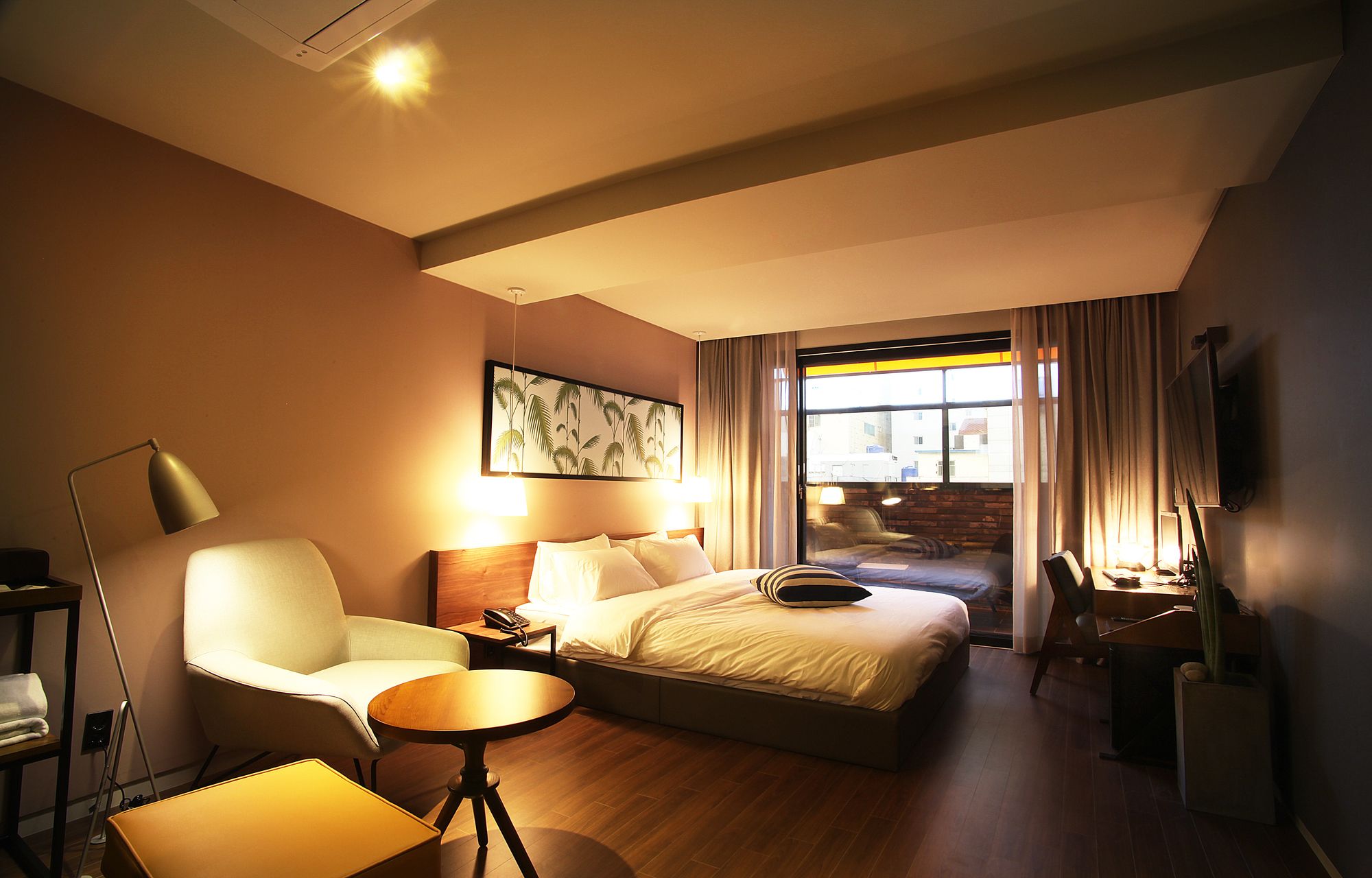 Seomyeon Hound Hotel 1st Street