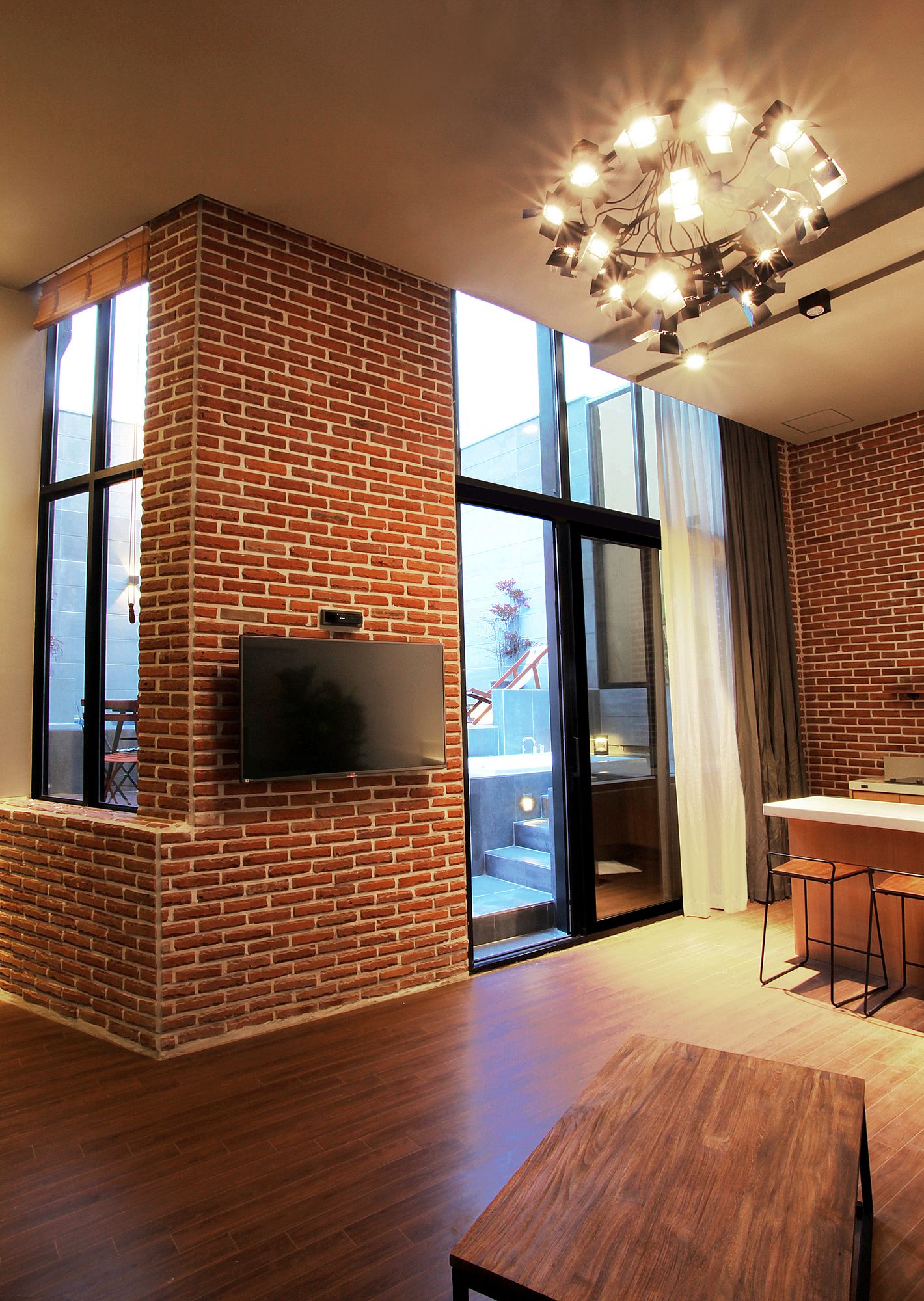 Seomyeon Hound Hotel 1st Street