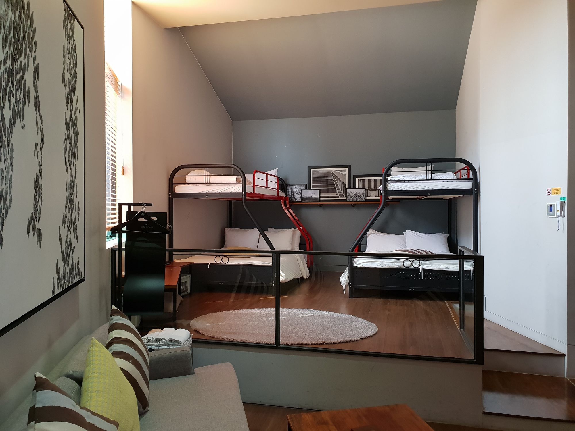 Seomyeon Hound Hotel 1st Street