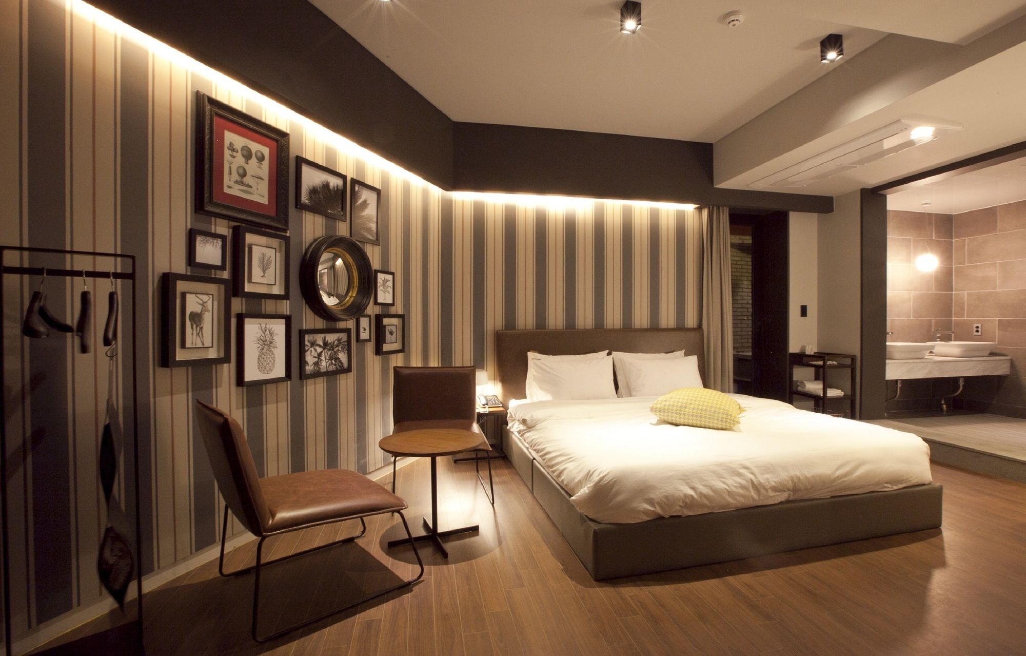 Seomyeon Hound Hotel 1st Street