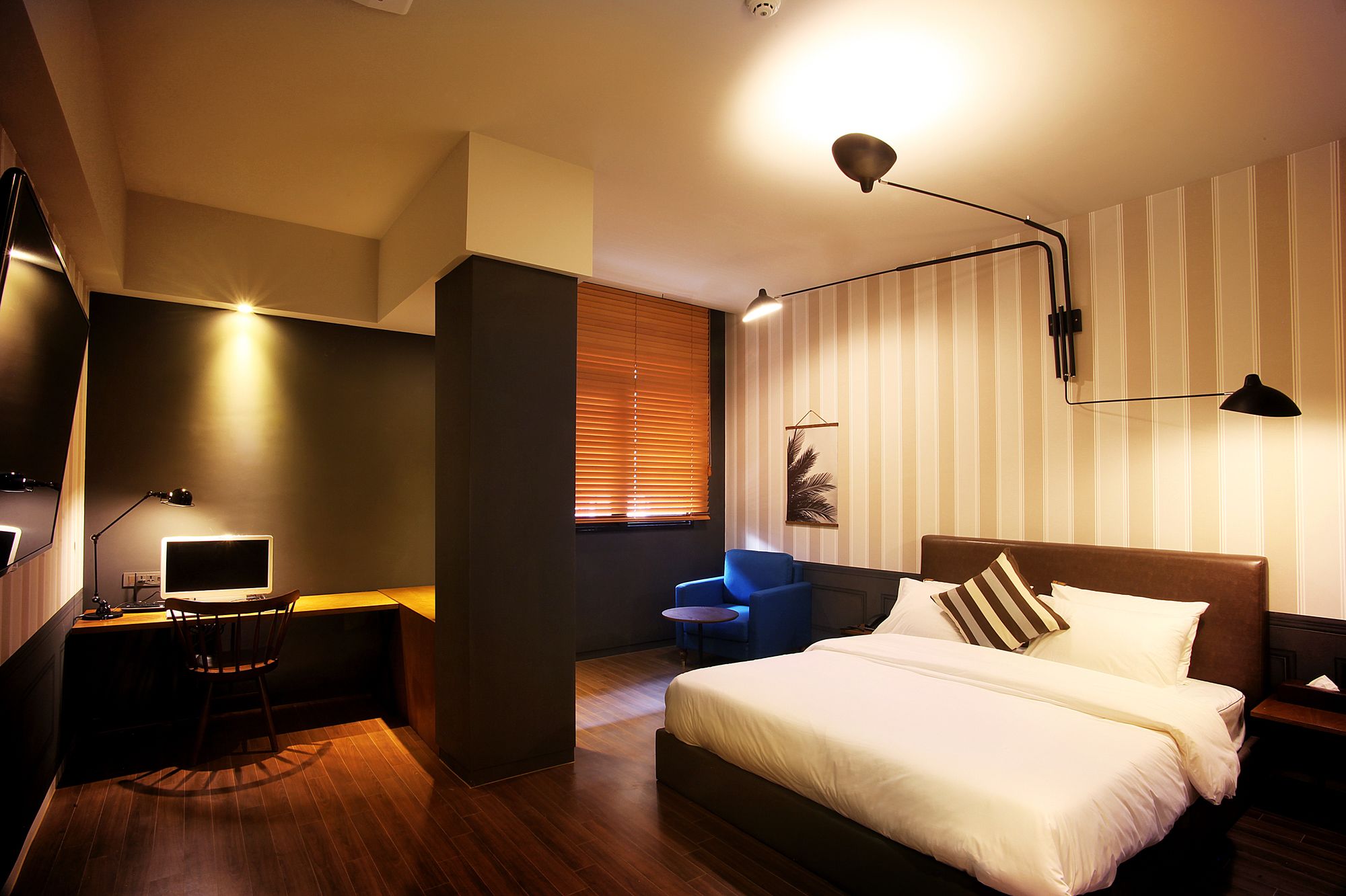 Seomyeon Hound Hotel 1st Street