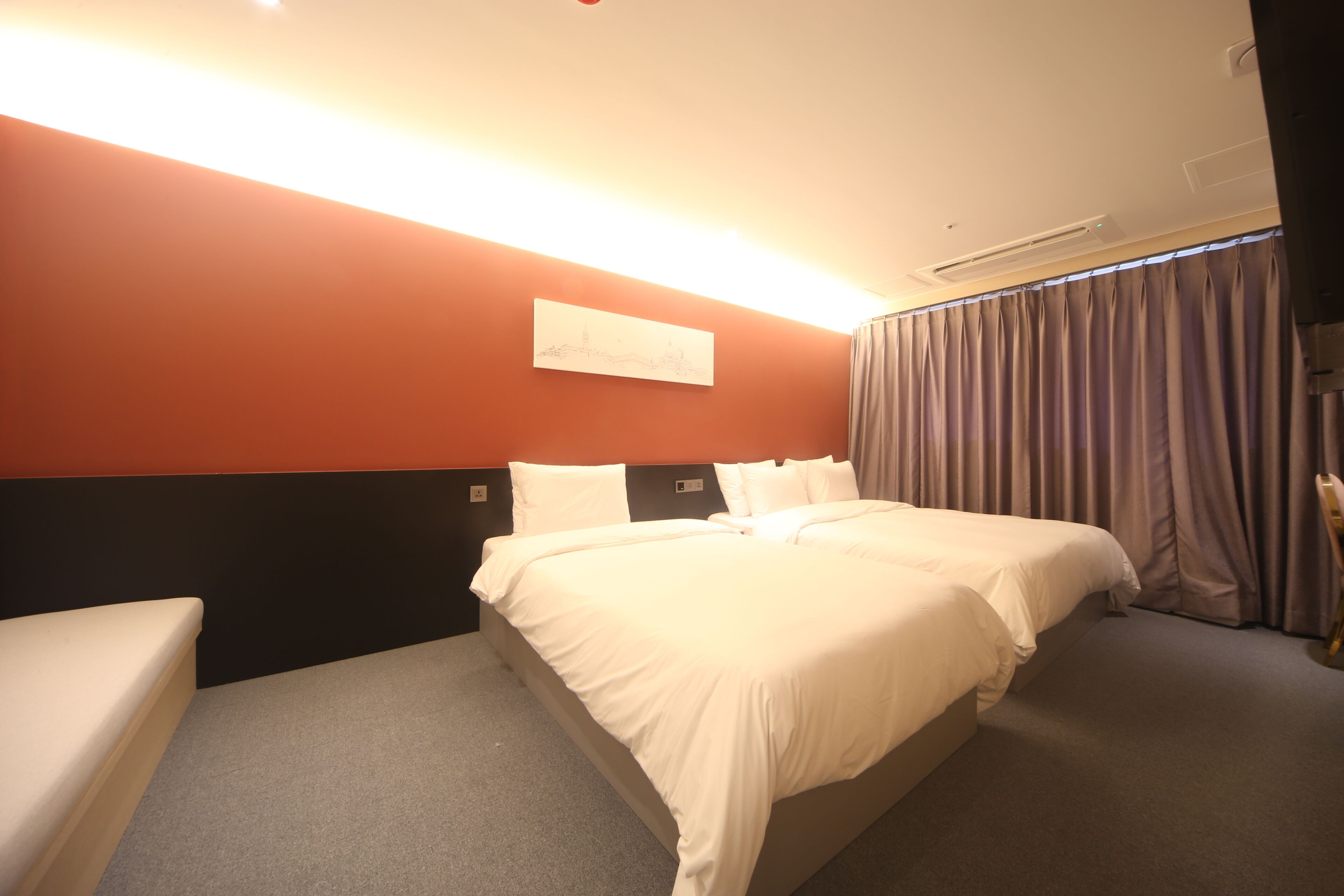 Hound Hotel Beomil