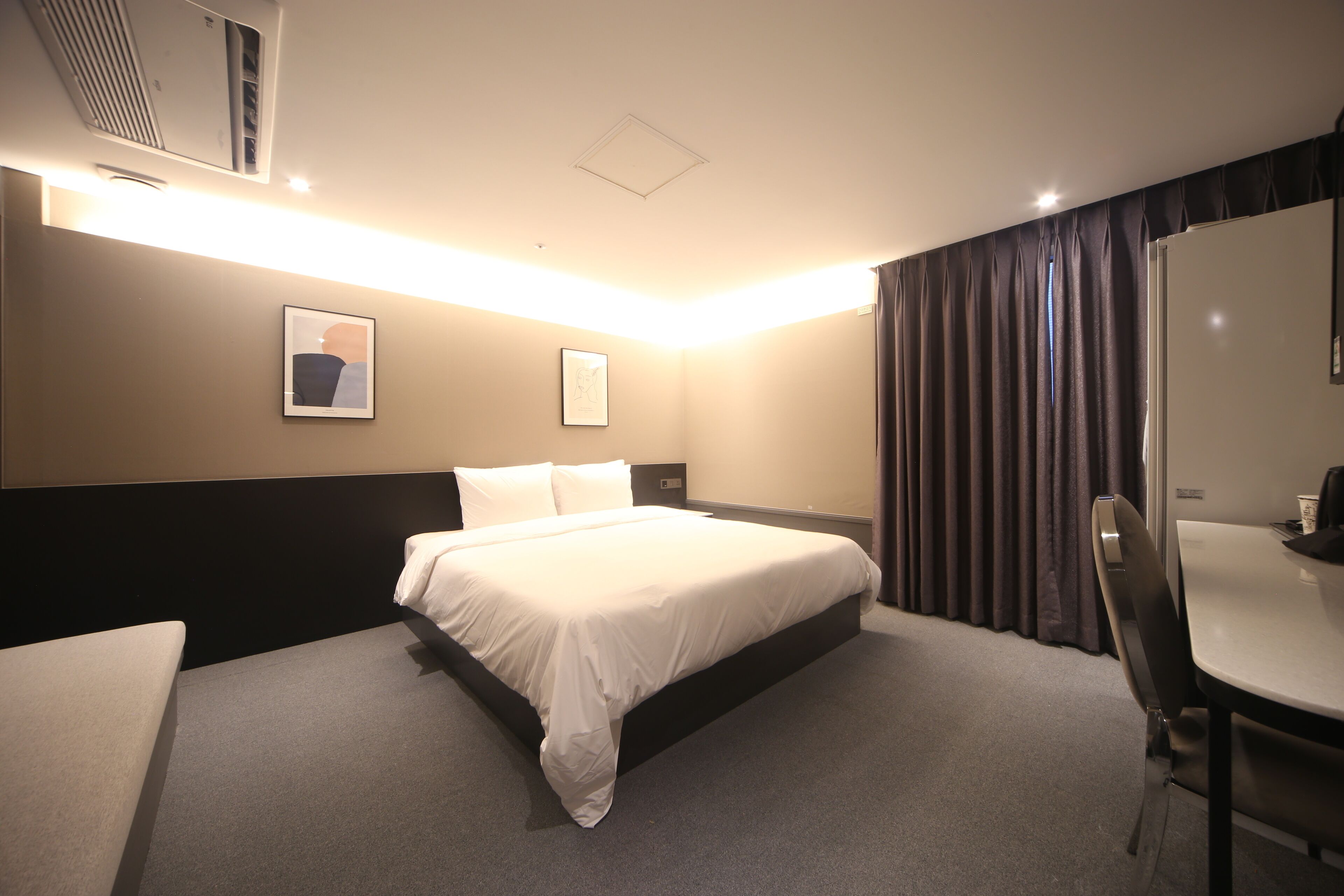 Hound Hotel Beomil