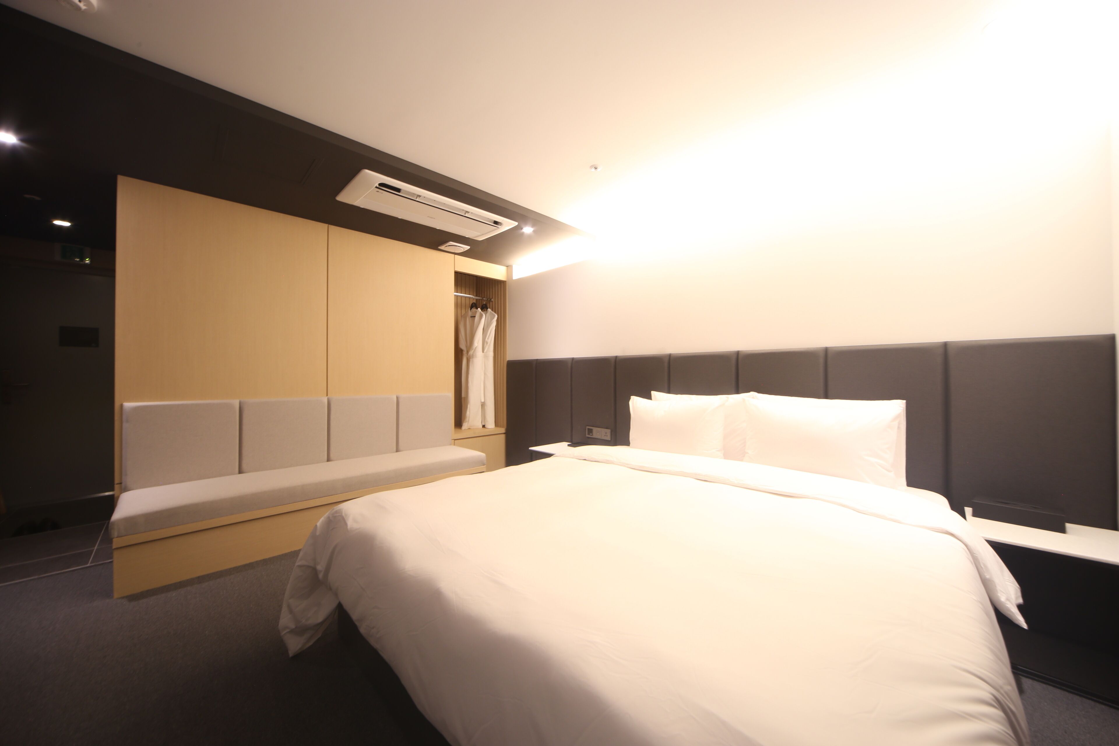 Hound Hotel Beomil