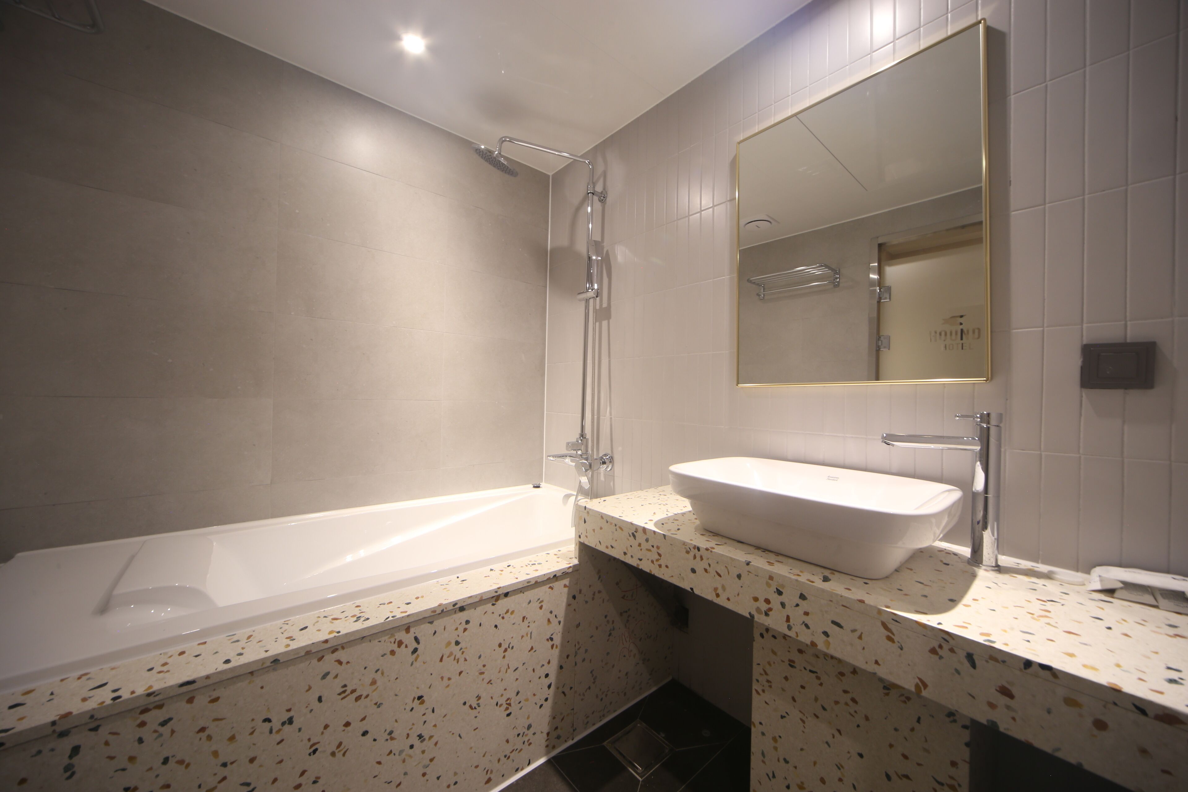 Hound Hotel Beomil