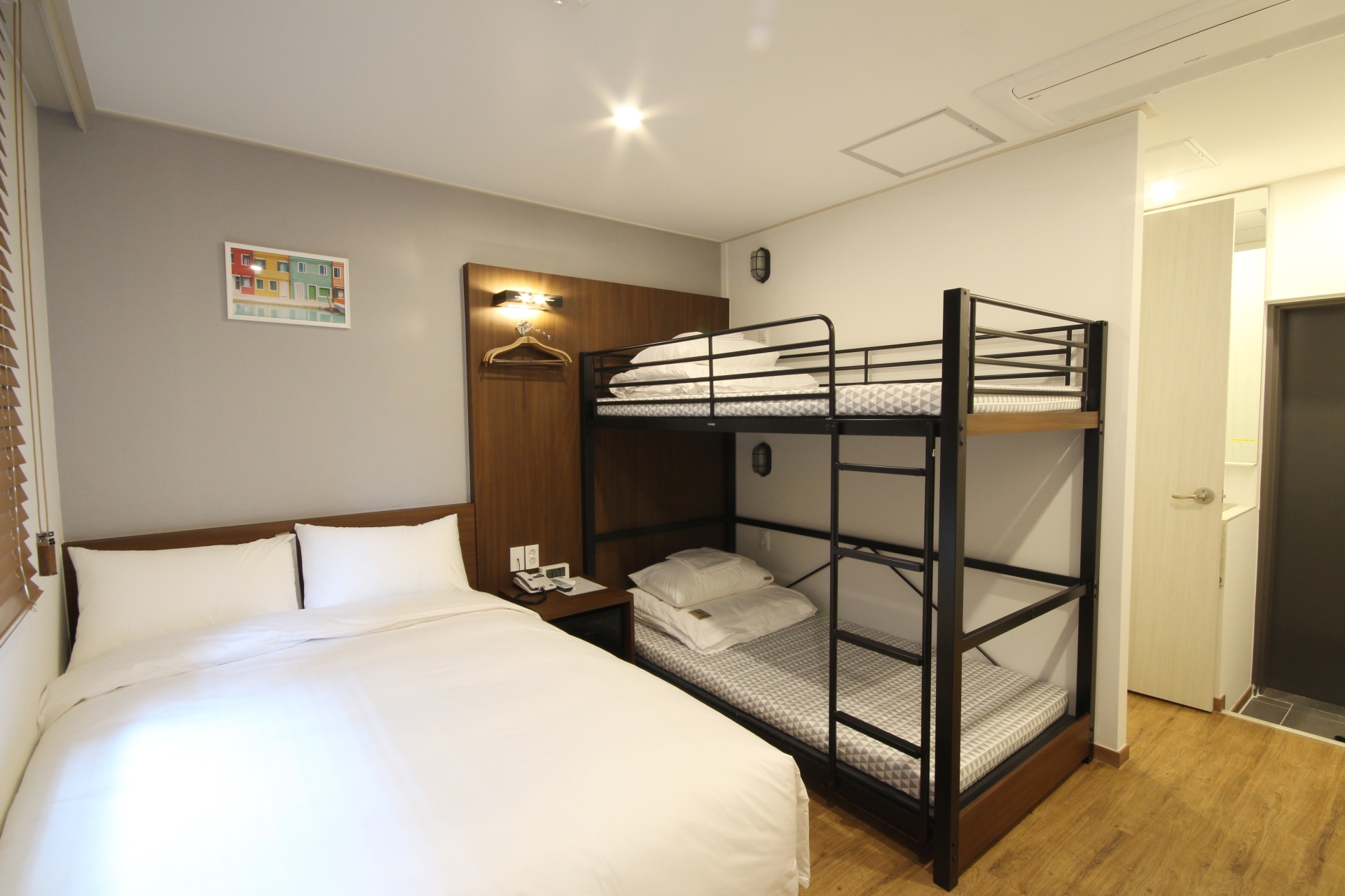 Indy Hotel Guesthouse