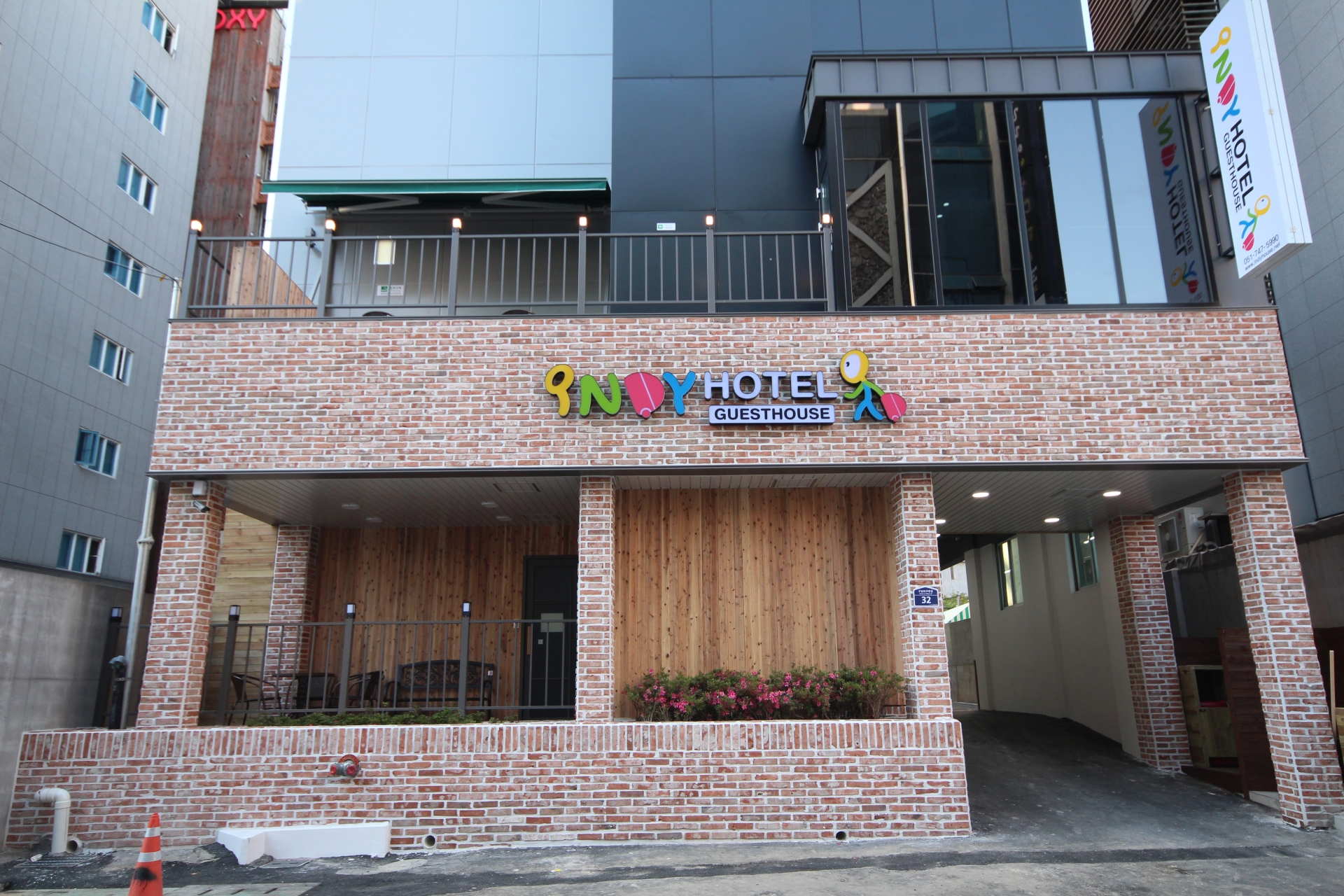 Indy Hotel Guesthouse