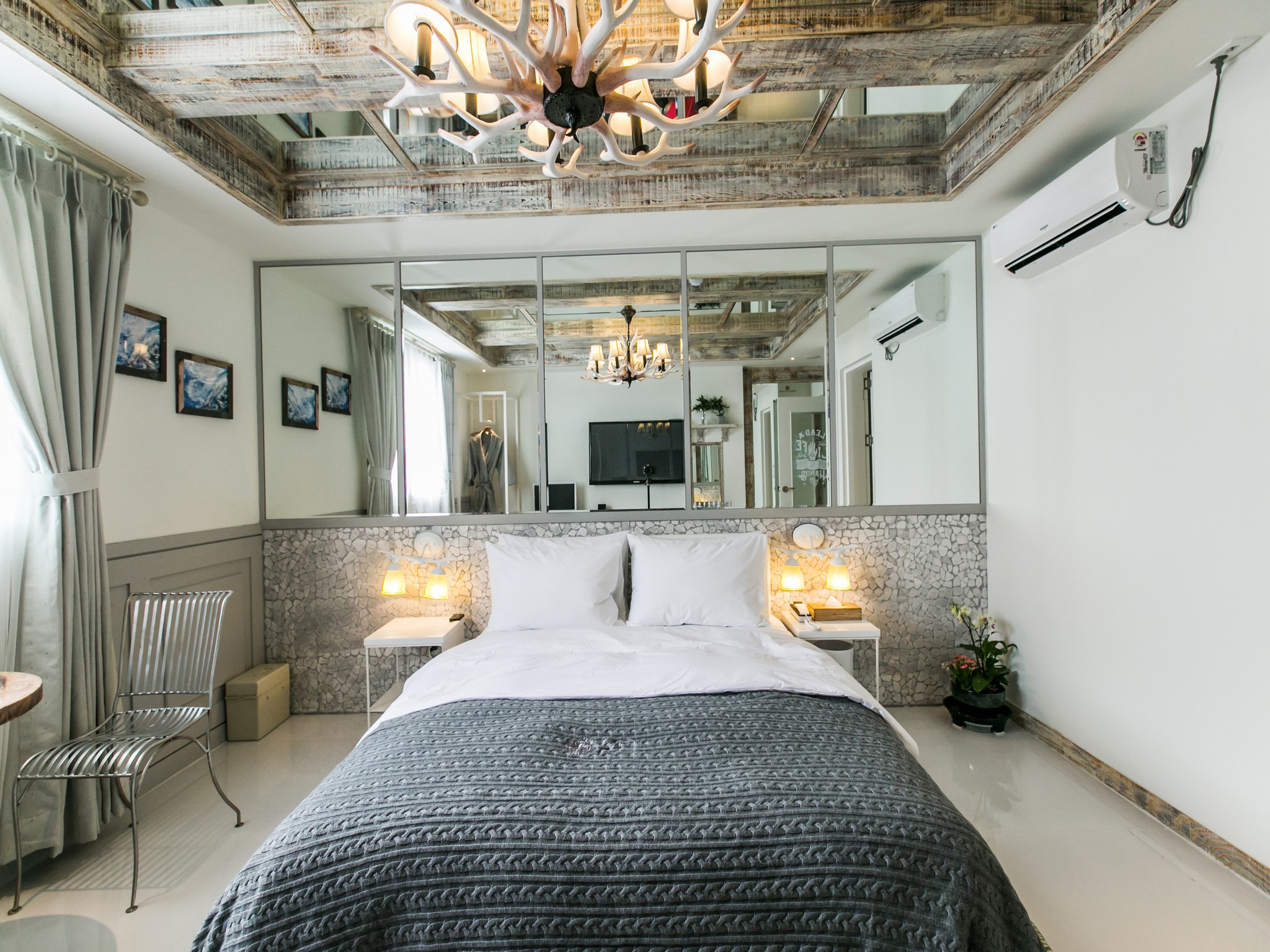 Italian Summer Boutique Hotel