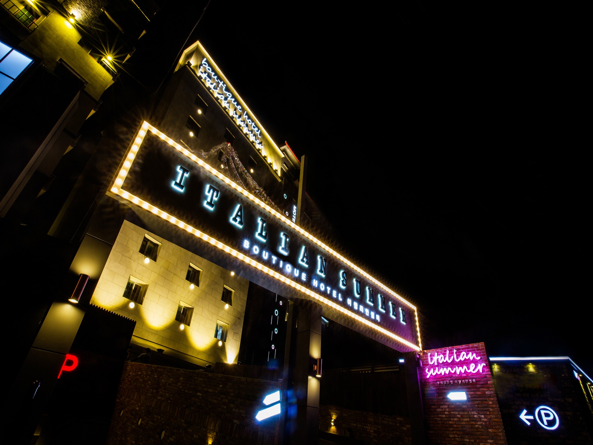 Italian Summer Boutique Hotel