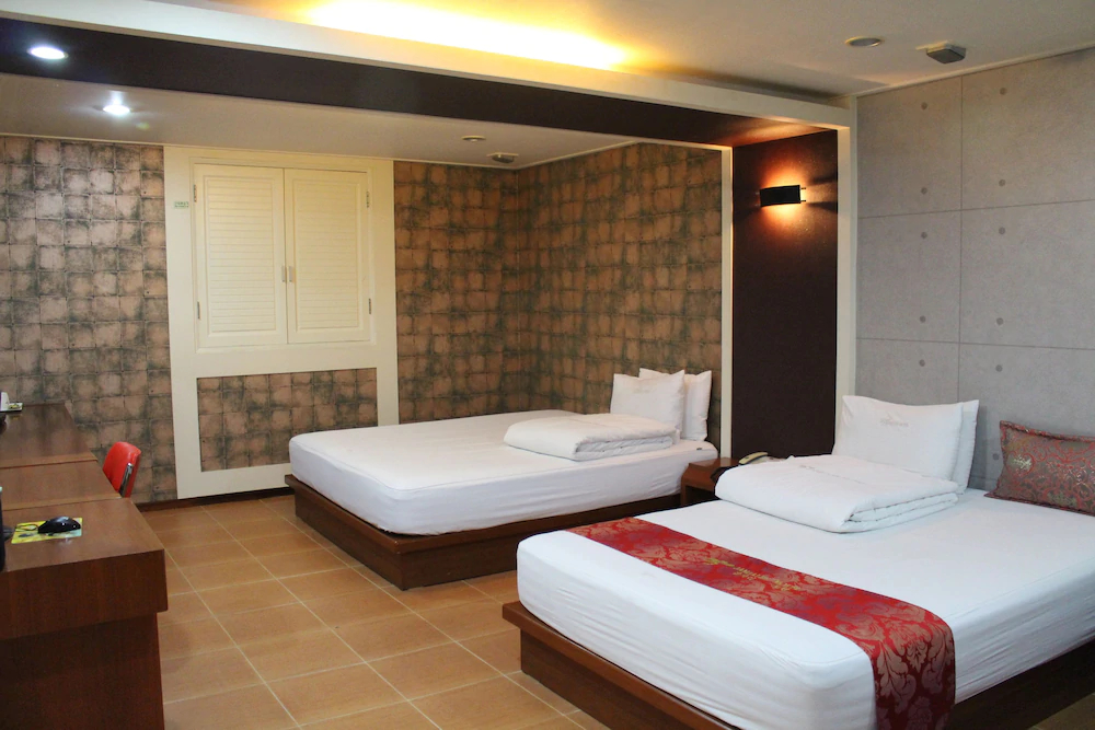Jamjari Motel