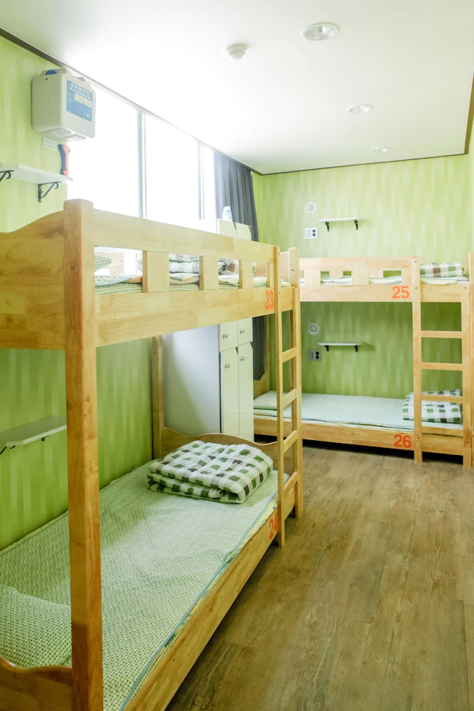 Jini Guest House Hostel