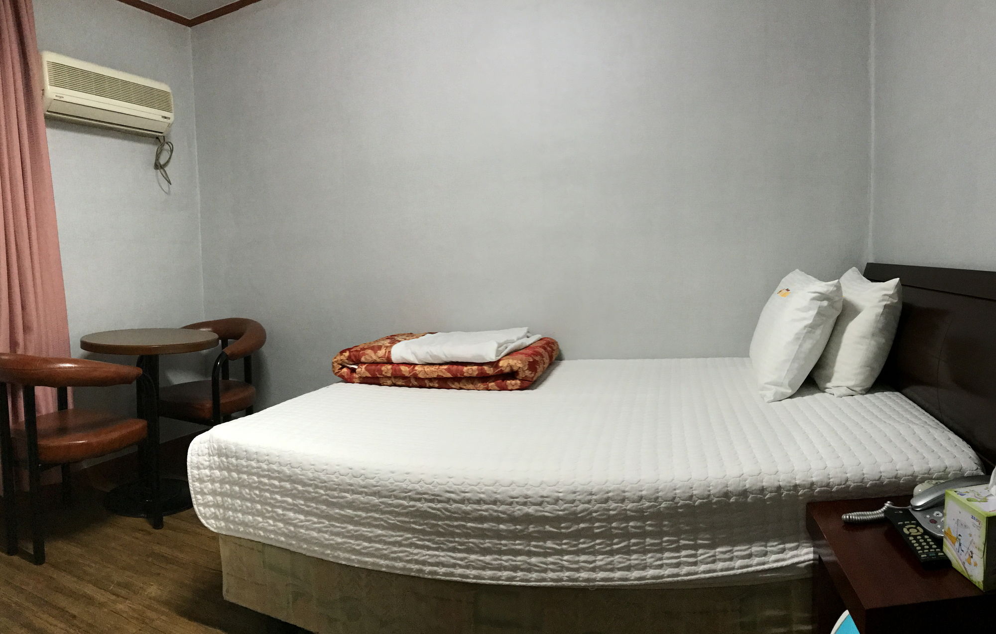 J Motel