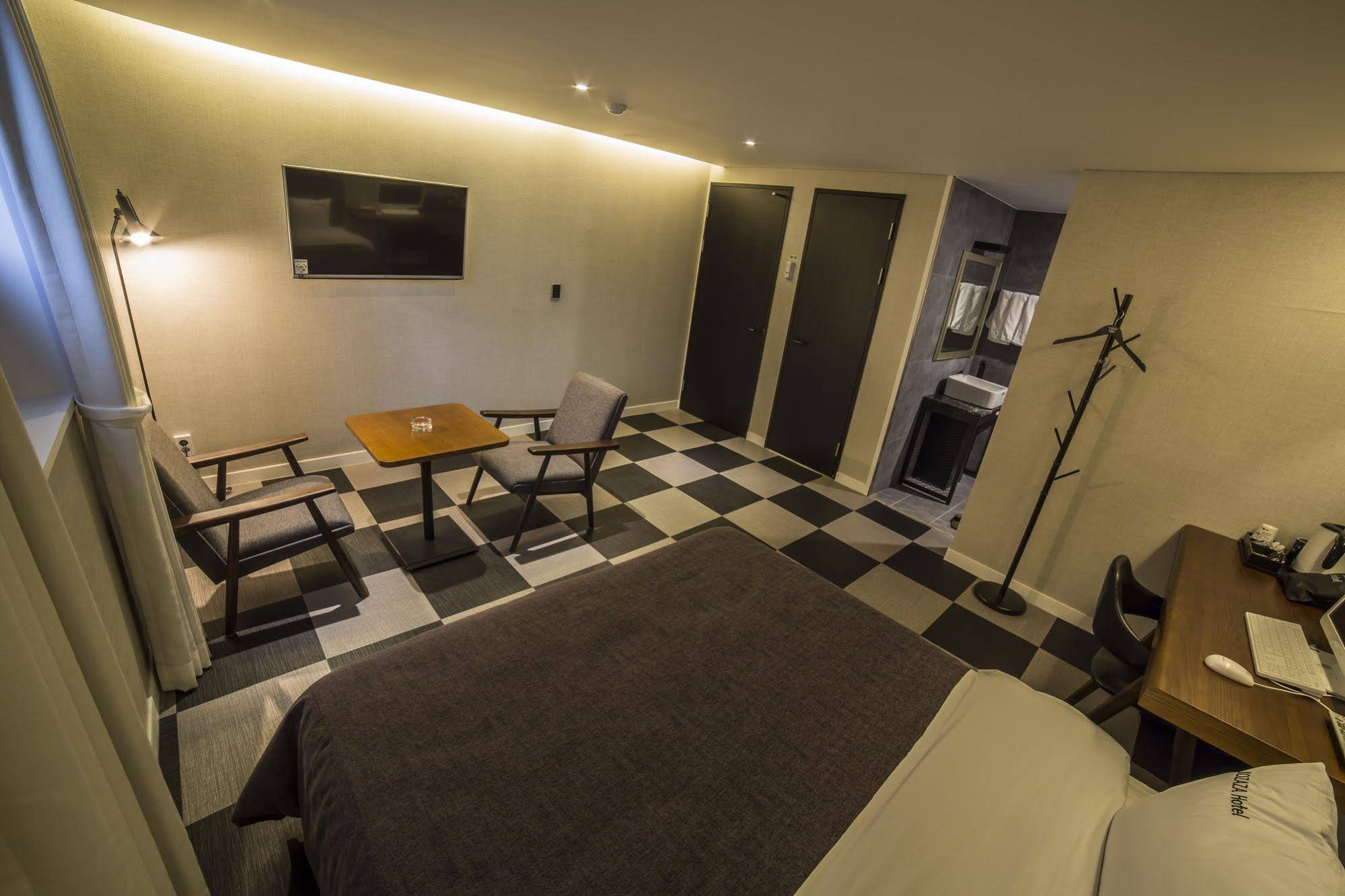 Kozaza Hotel