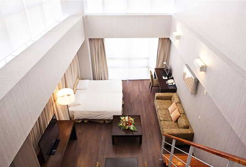 Kunoh Seacloud Hotel