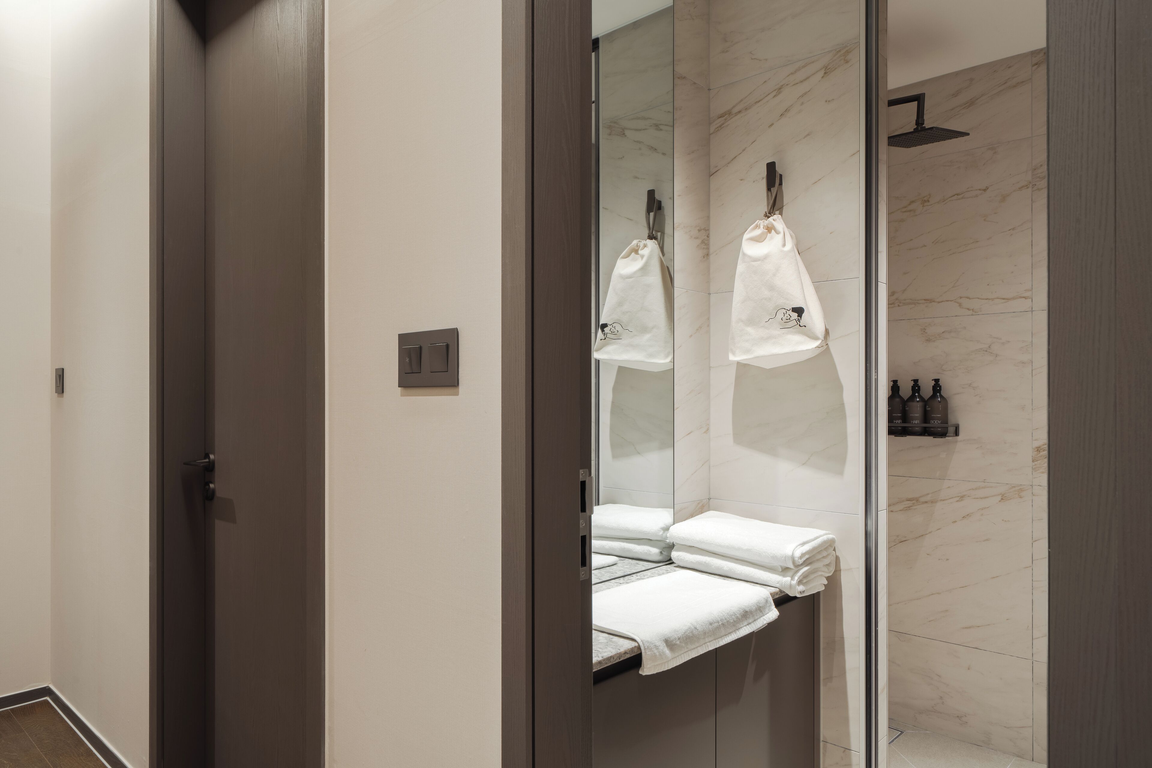 Le Collective Haeundae Paragraf