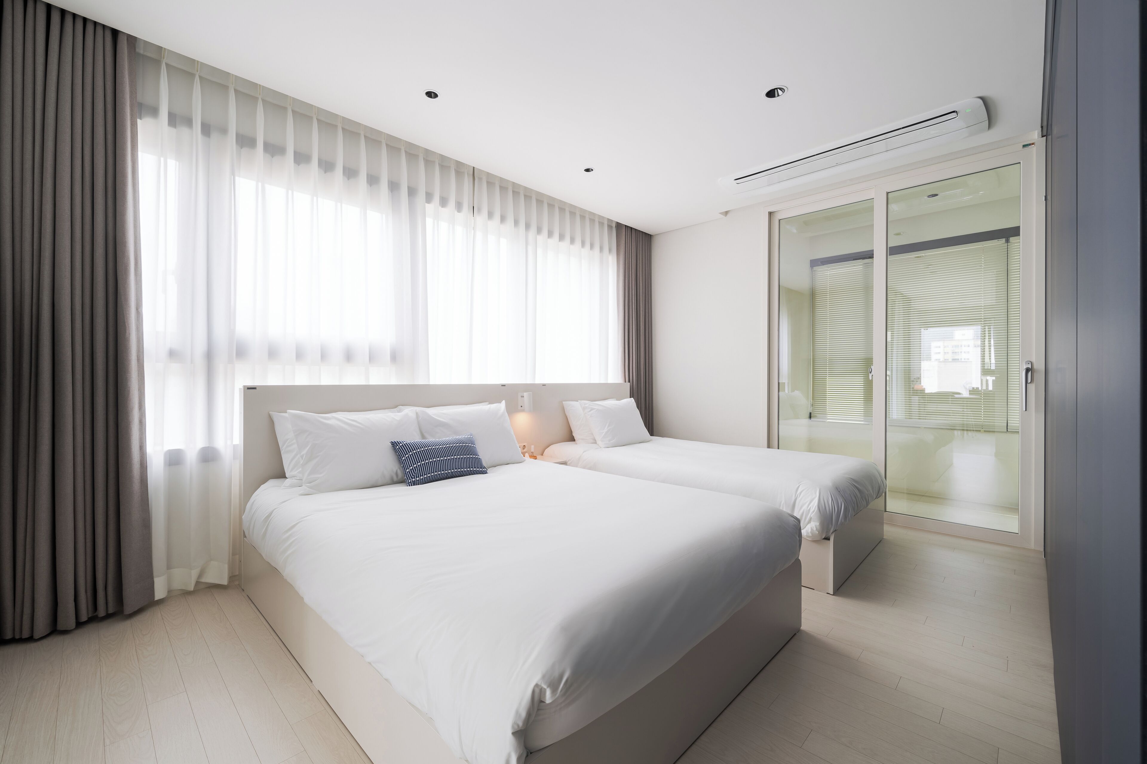 Le Collective Haeundae Paragraf