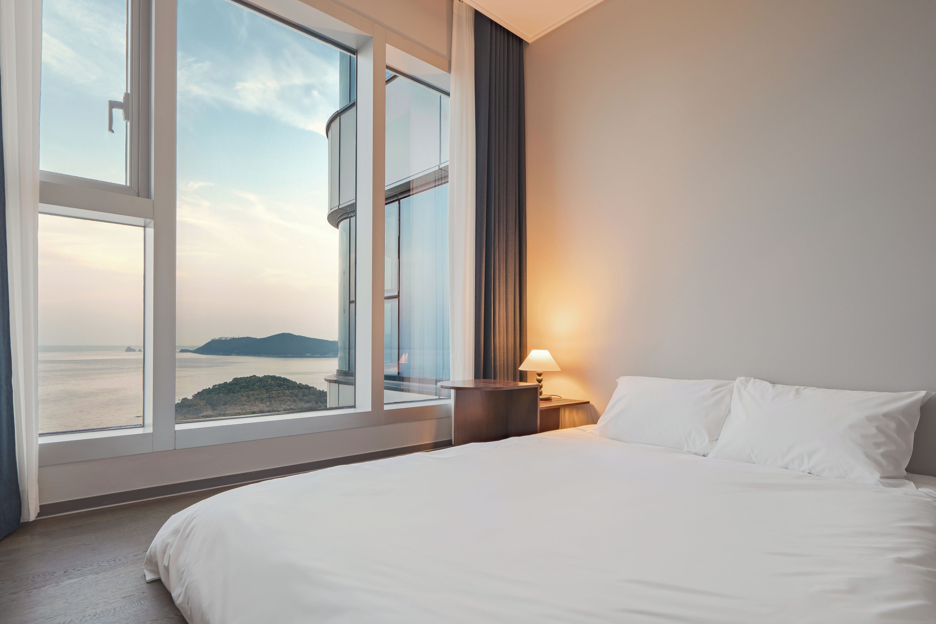 Le Collective Haeundae Paragraf