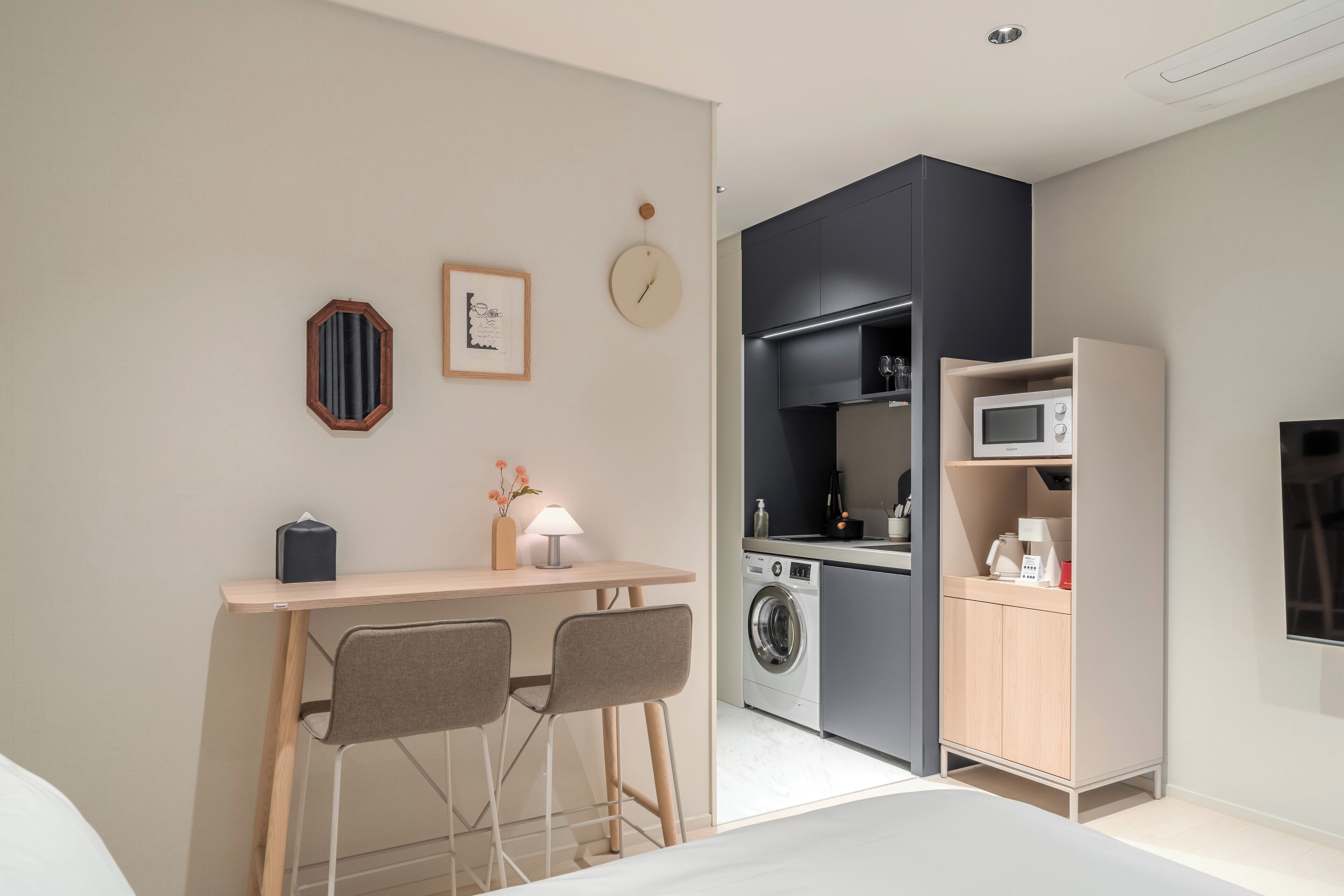 Le Collective Haeundae Paragraf