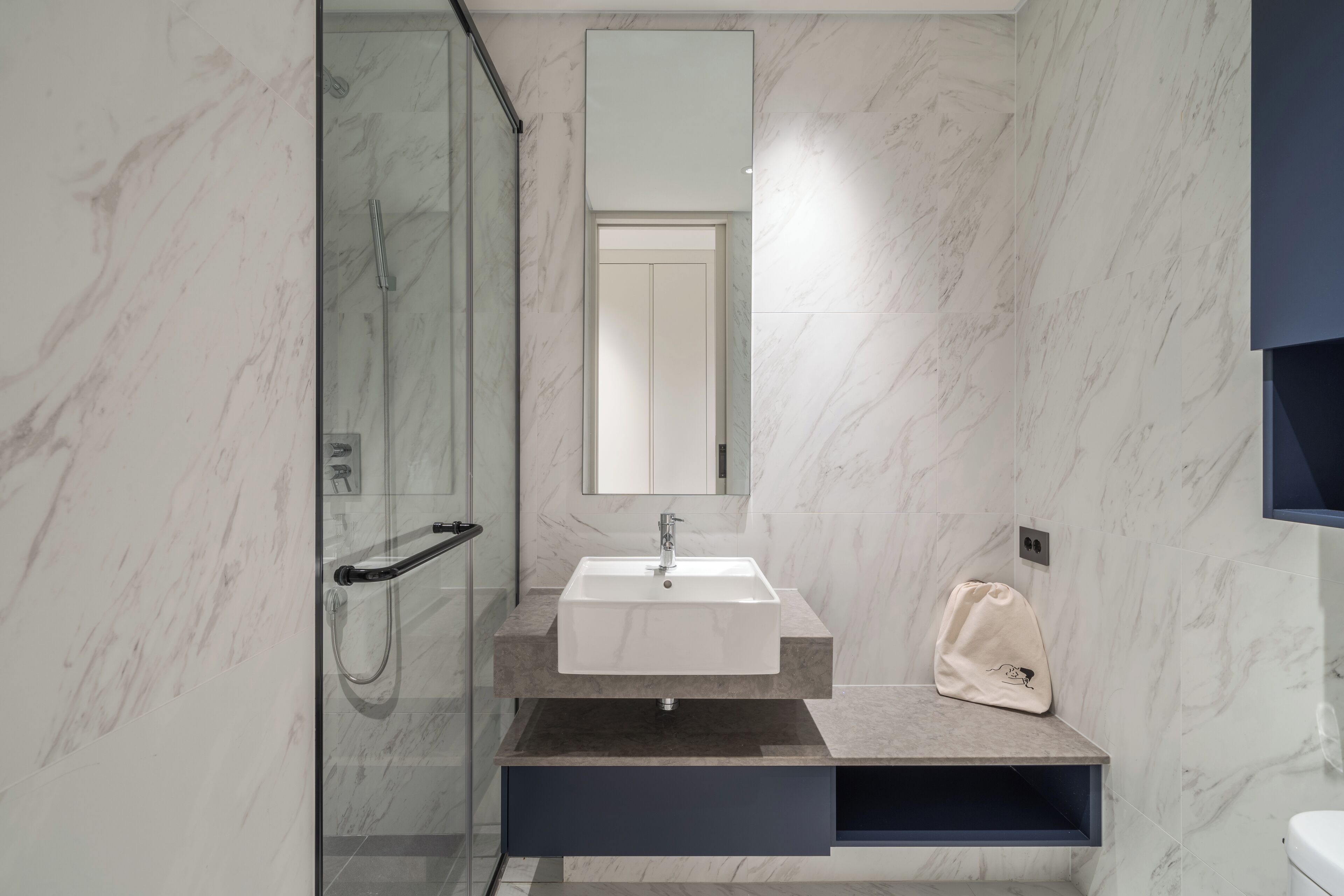 Le Collective Haeundae Paragraf