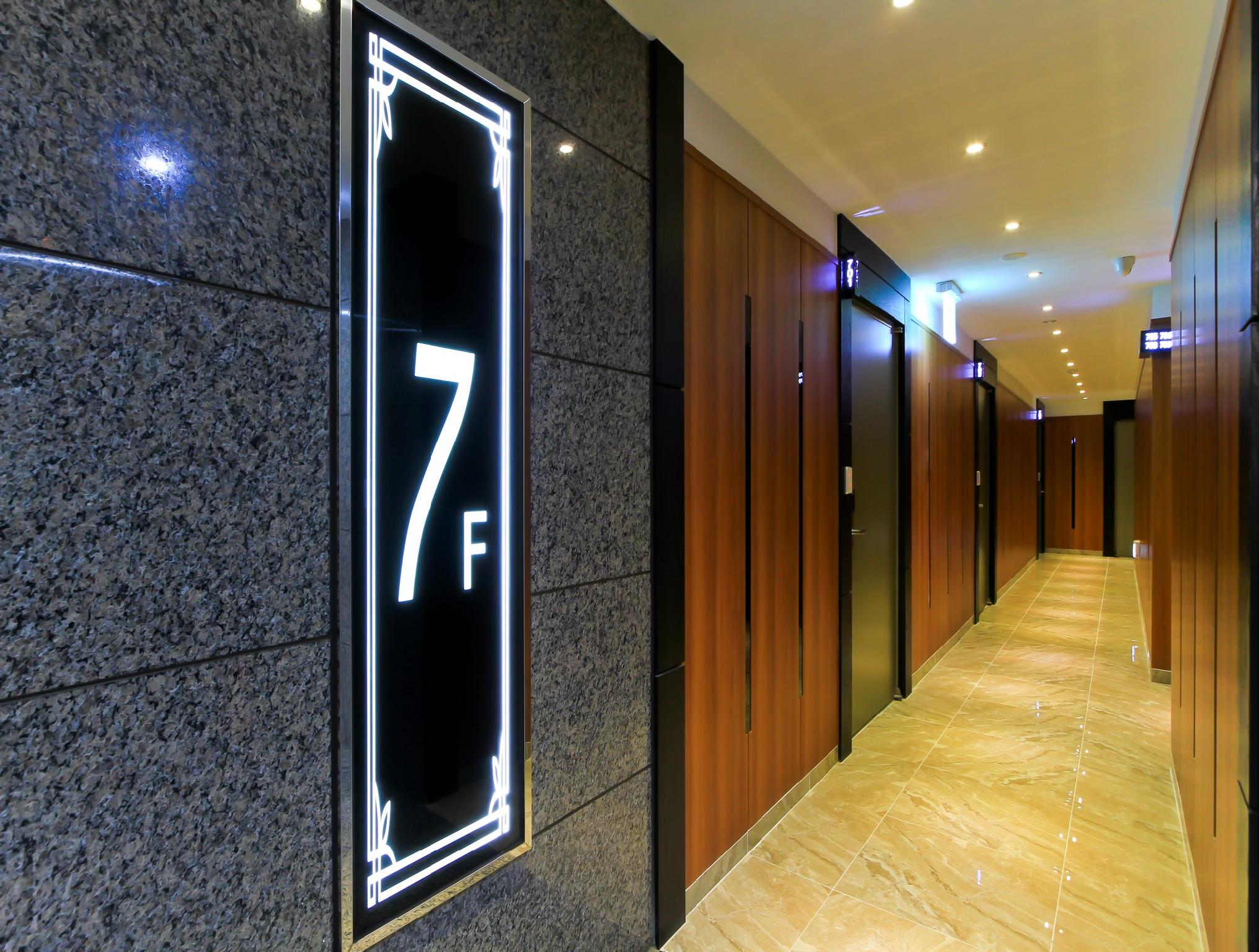 Lion Hotel