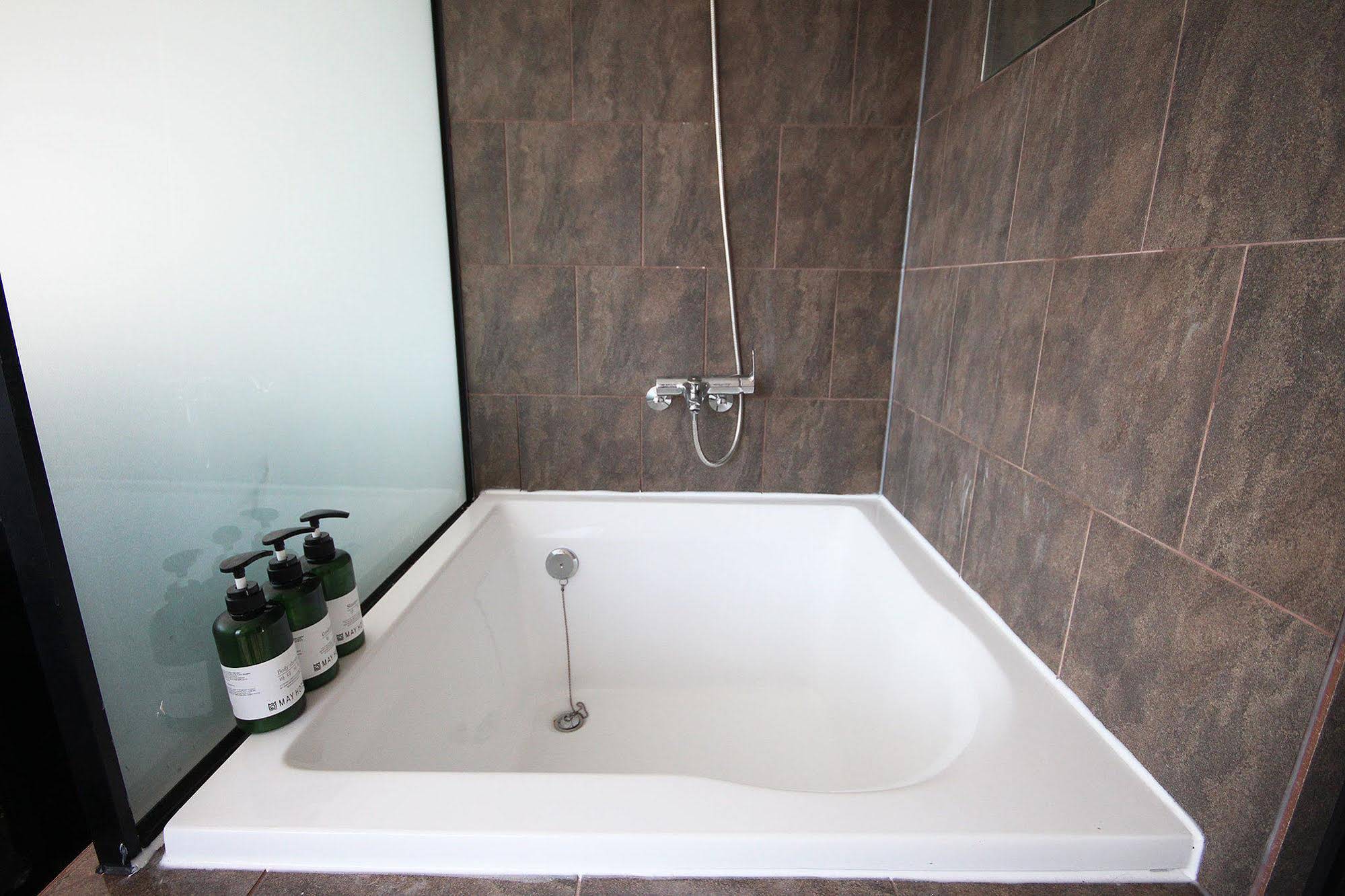 Mini Hotel May Nampo