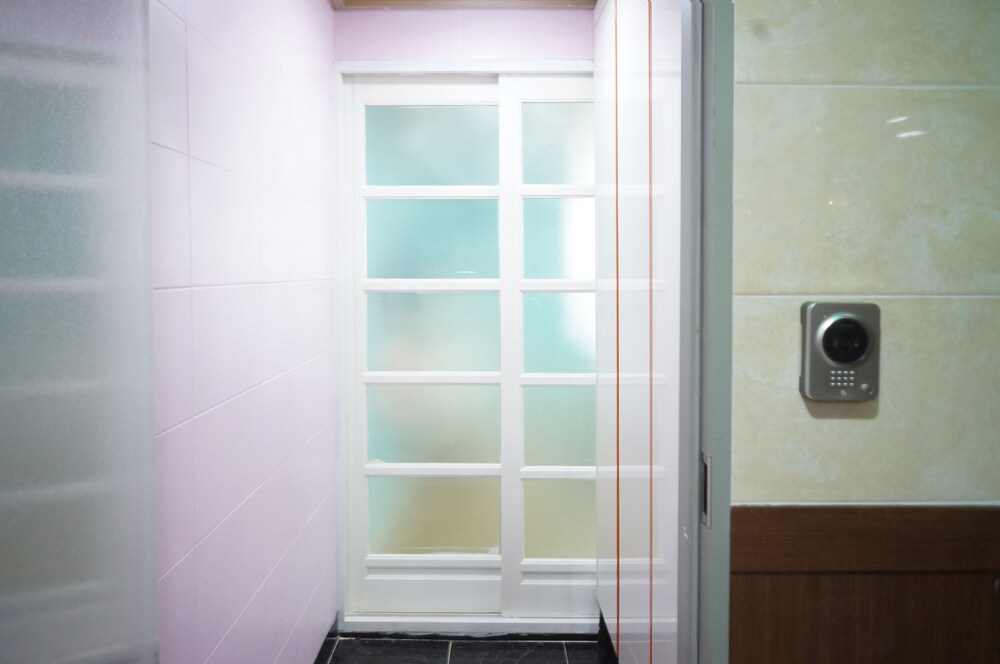 Mint Paradise Guest House
