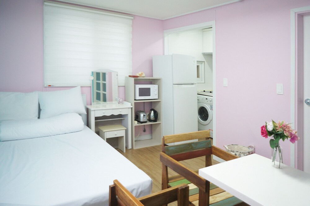 Mint Paradise Guest House