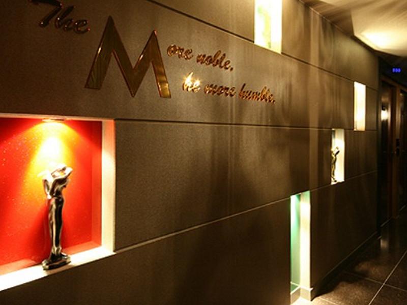 M Motel