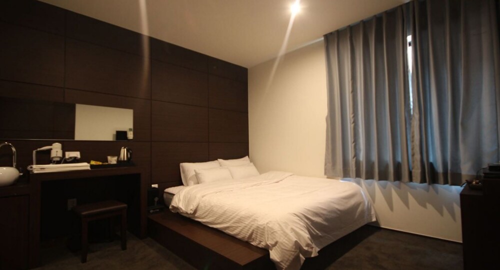 Nenne Boutique Hotel