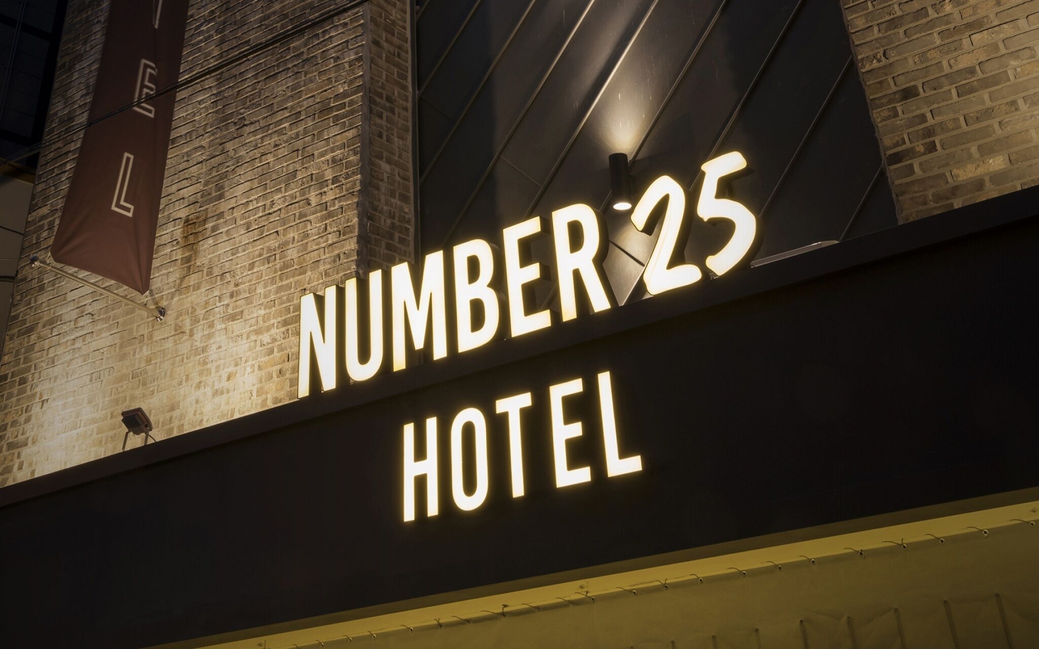 Number 25 Hotel