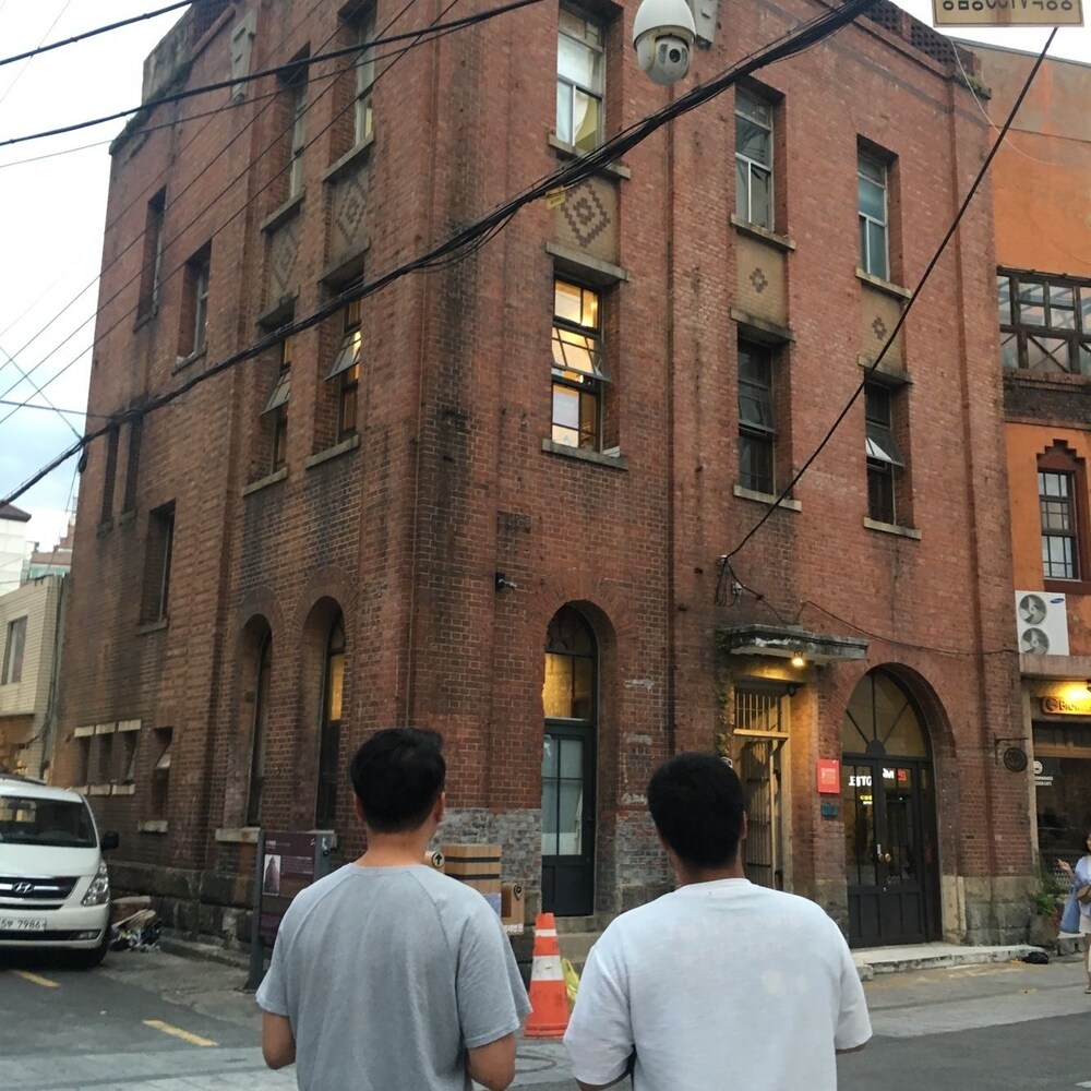 Orange Guesthouse
