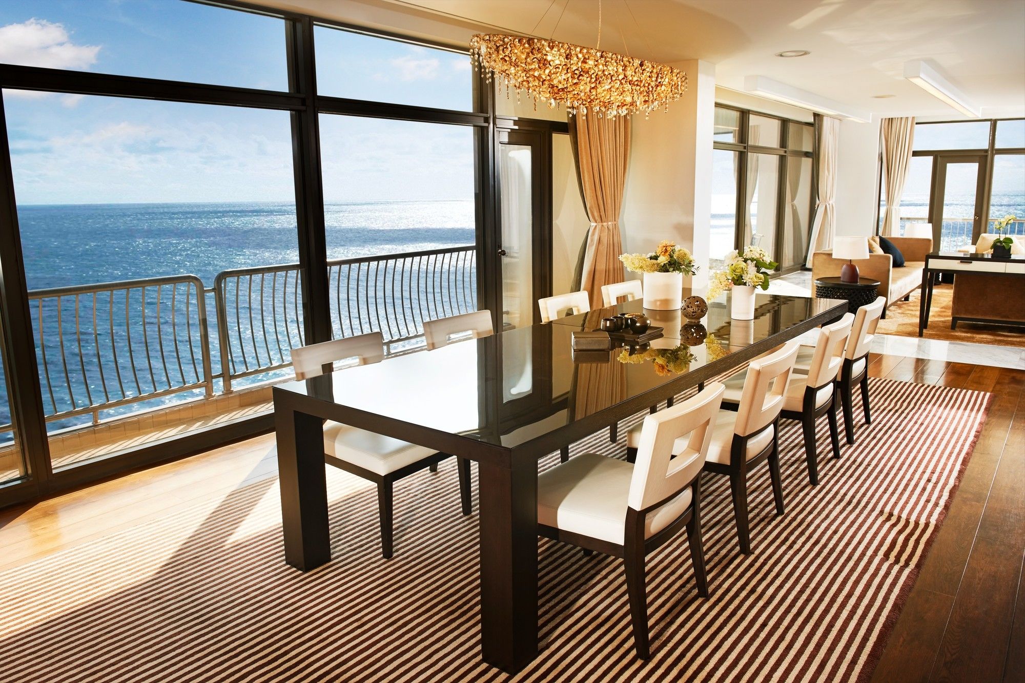 Paradise Hotel Busan