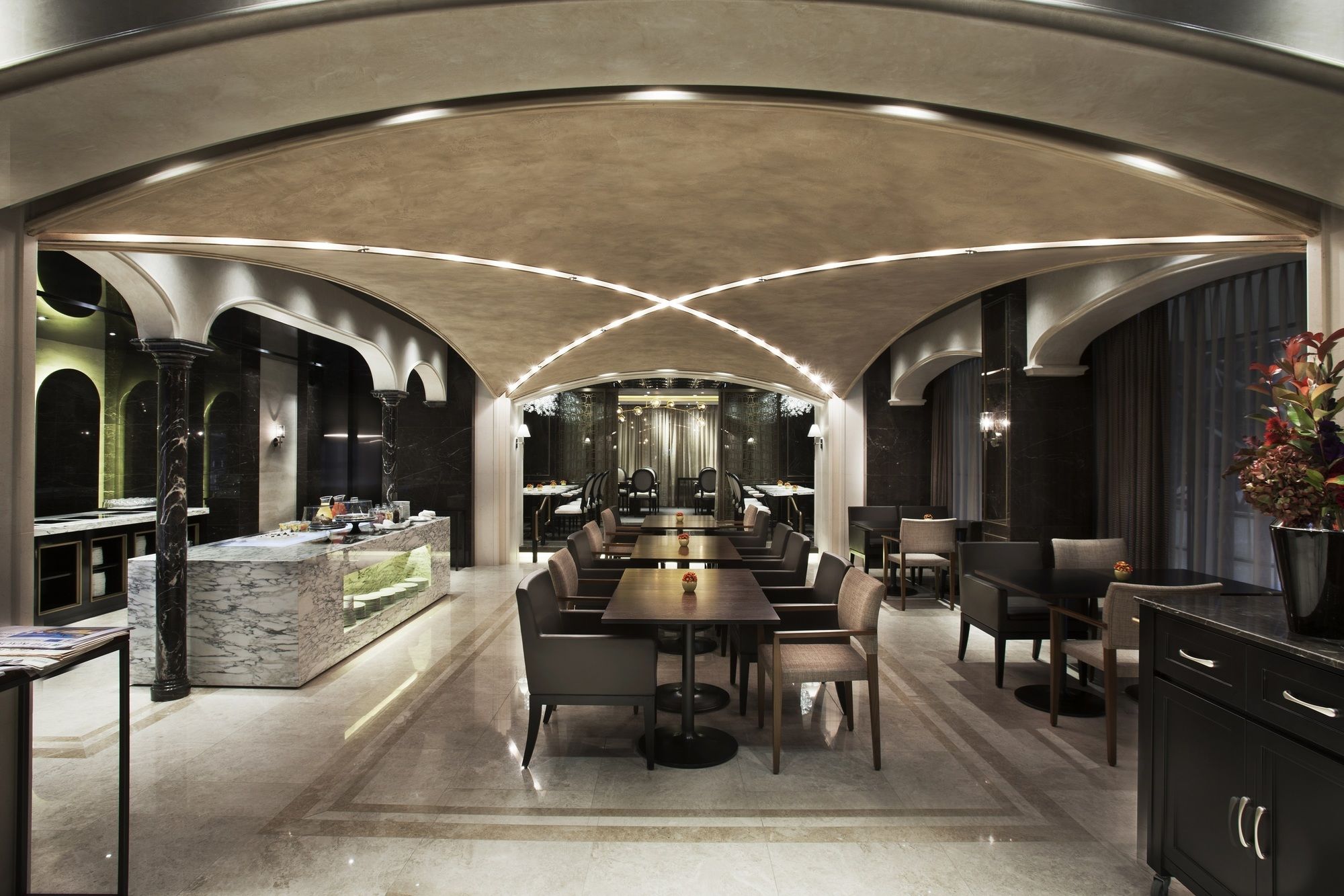 Paradise Hotel Busan